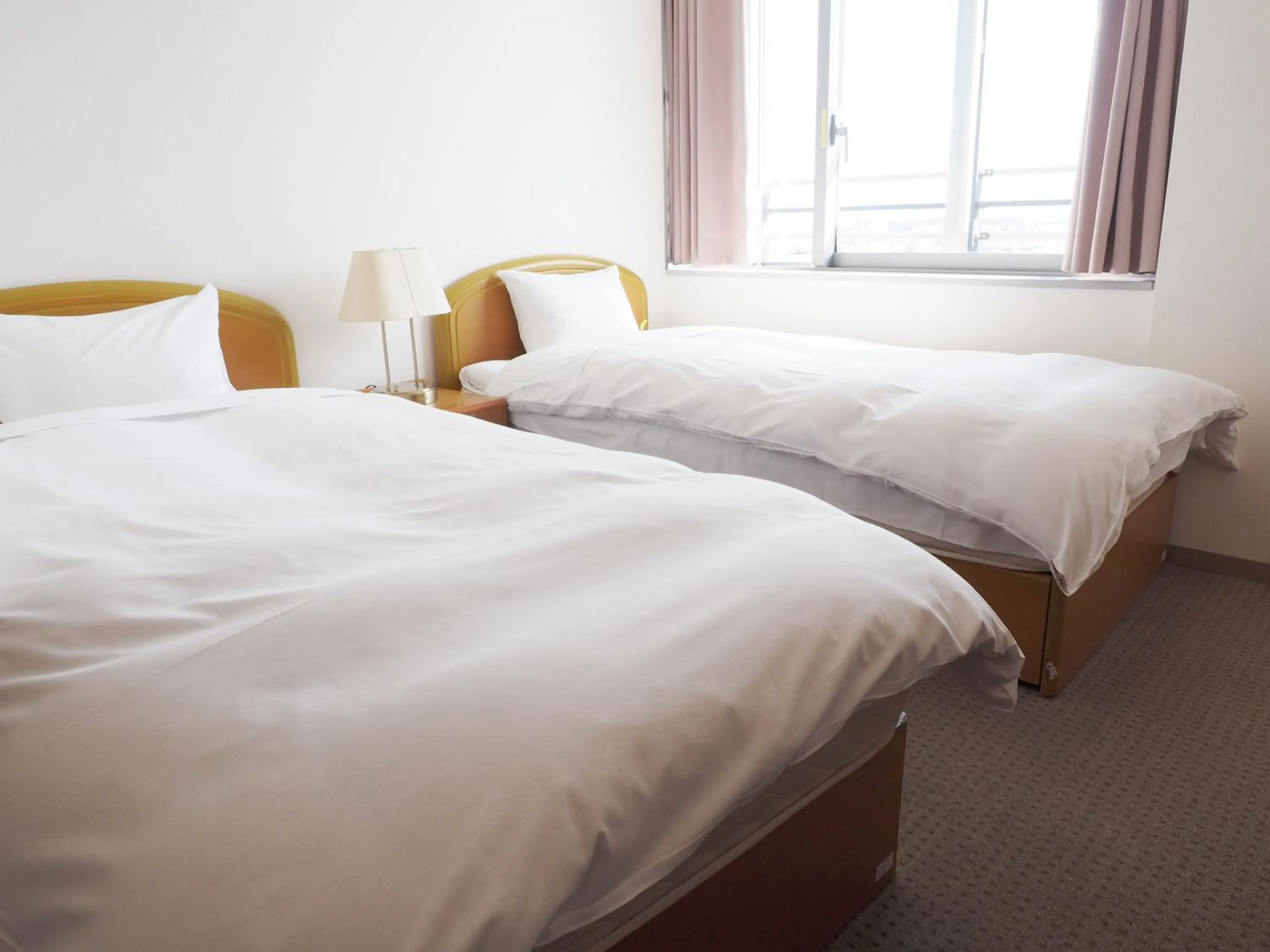 Bed in Shin-Osaka Youth Hostel