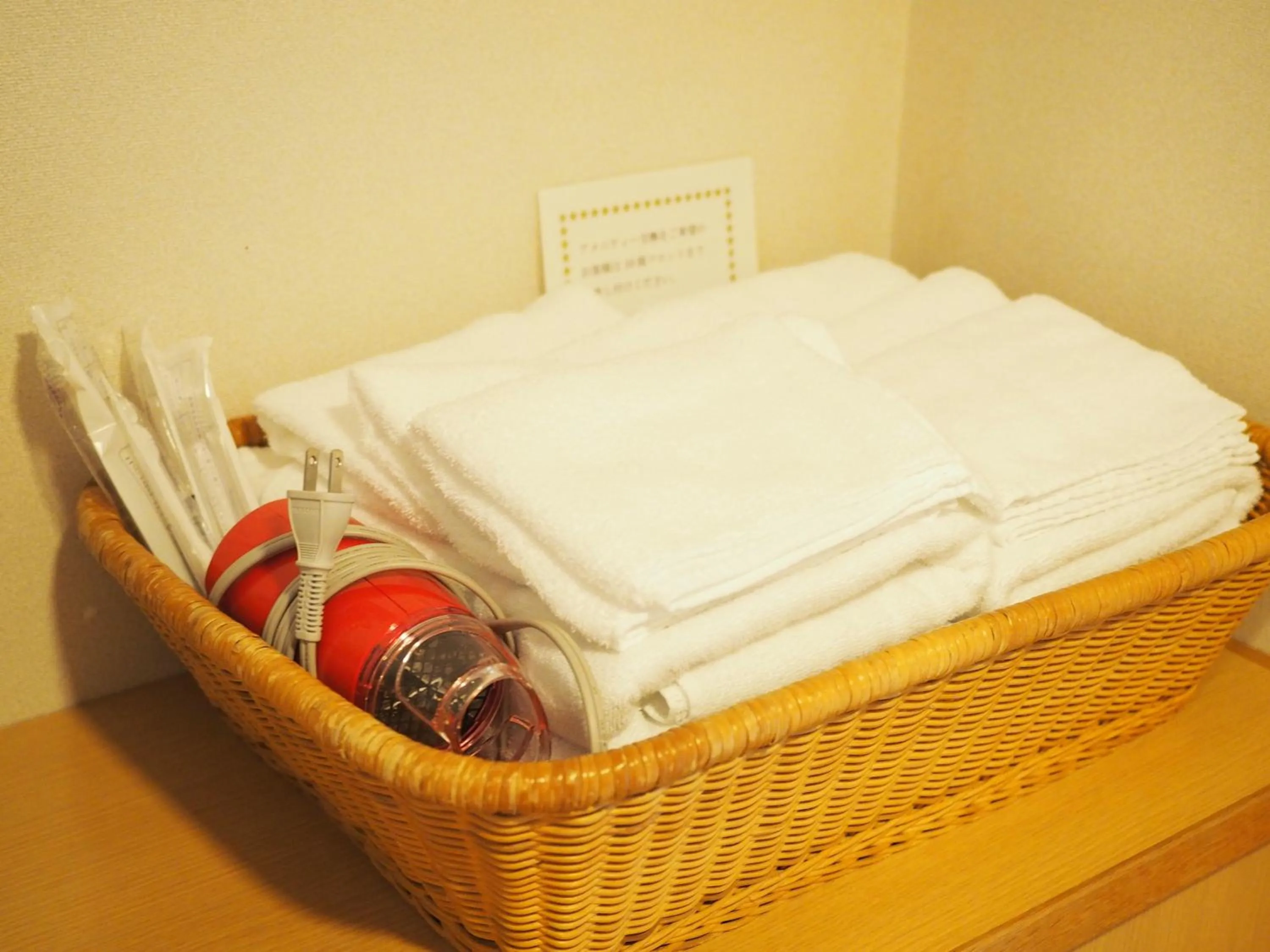 Photo of the whole room in Shin-Osaka Youth Hostel