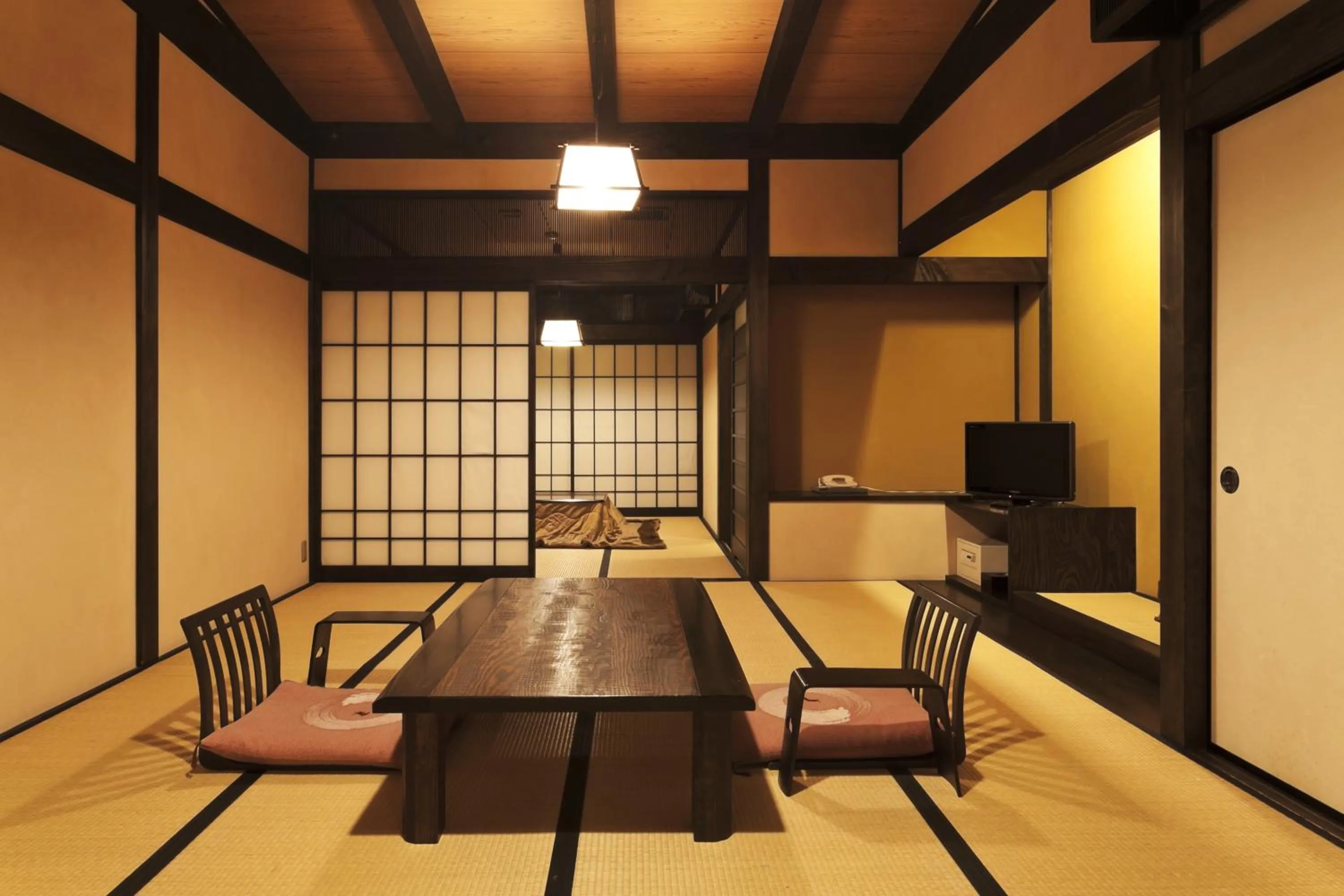 Photo of the whole room in Okada Ryokan Warakutei