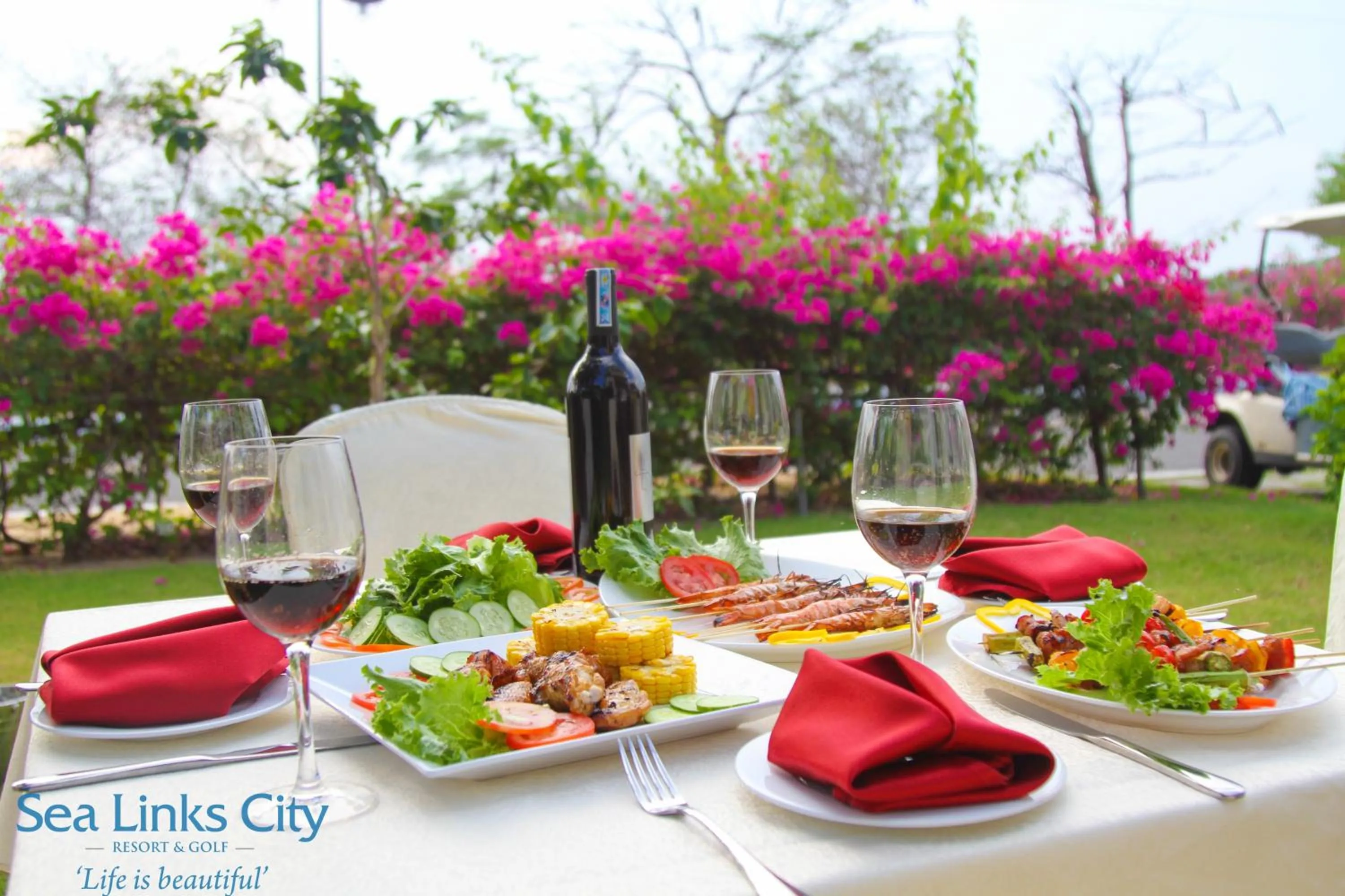 BBQ facilities in Sea Links Beach Villa