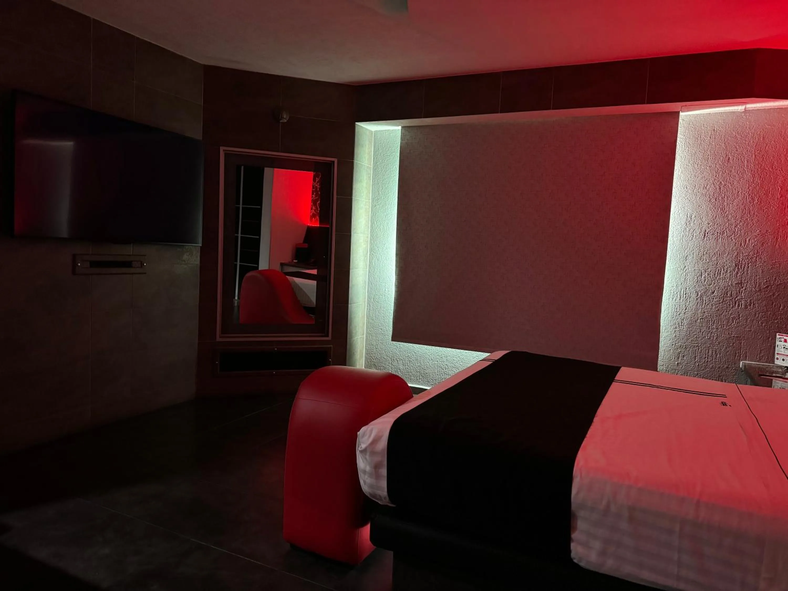 Kuboz Motor Hotel (Motel y Hotel)