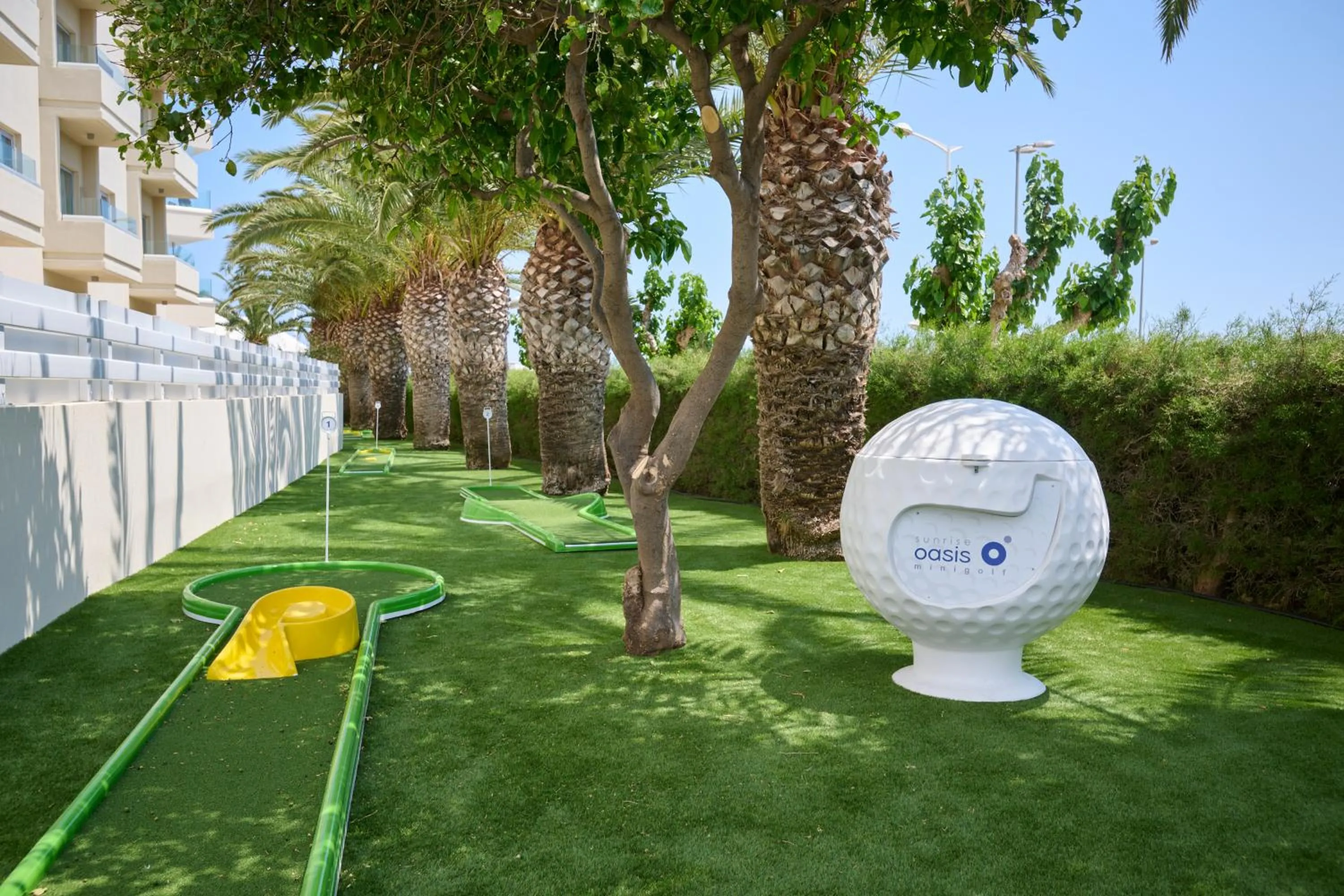Minigolf in Sunrise Oasis Hotel & Waterpark