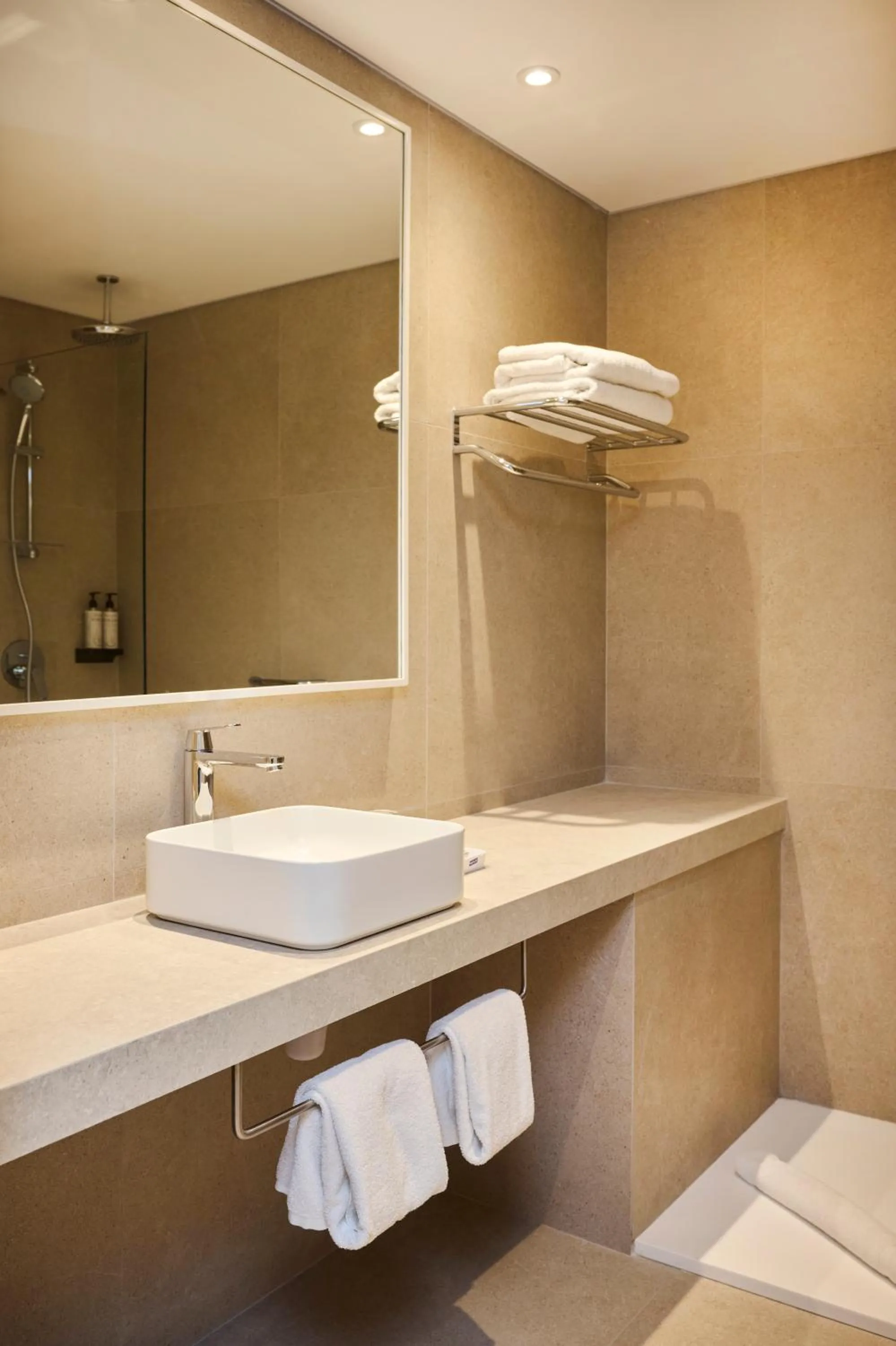 Sunrise Oasis Hotel & Waterpark