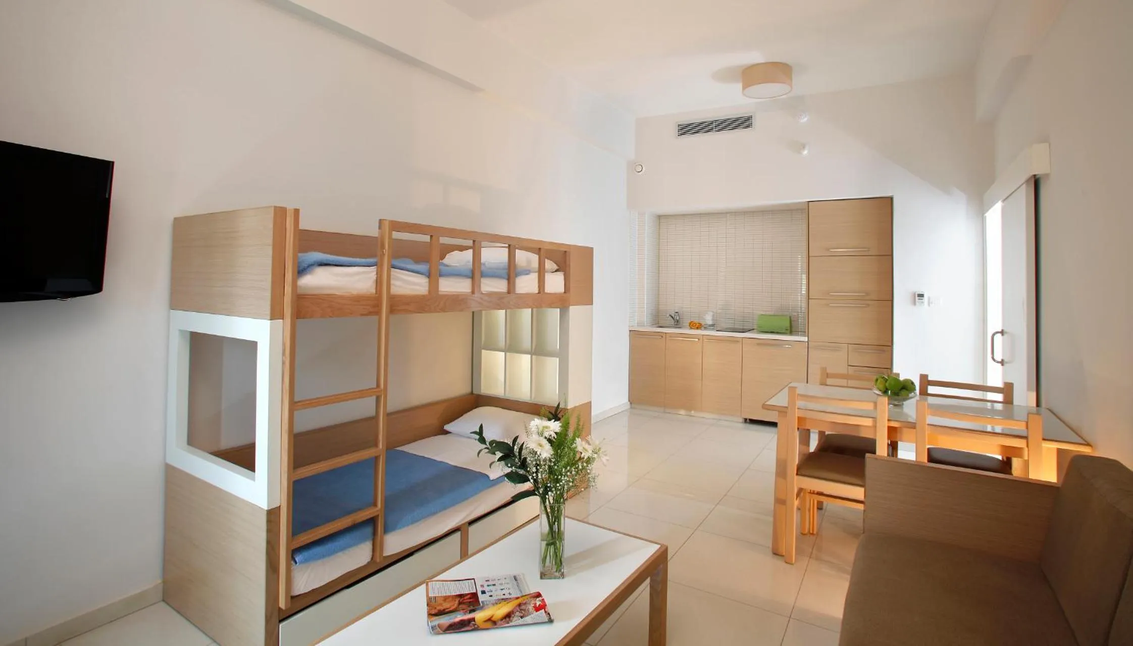 bunk bed, Bed in Sunrise Oasis Hotel & Waterpark
