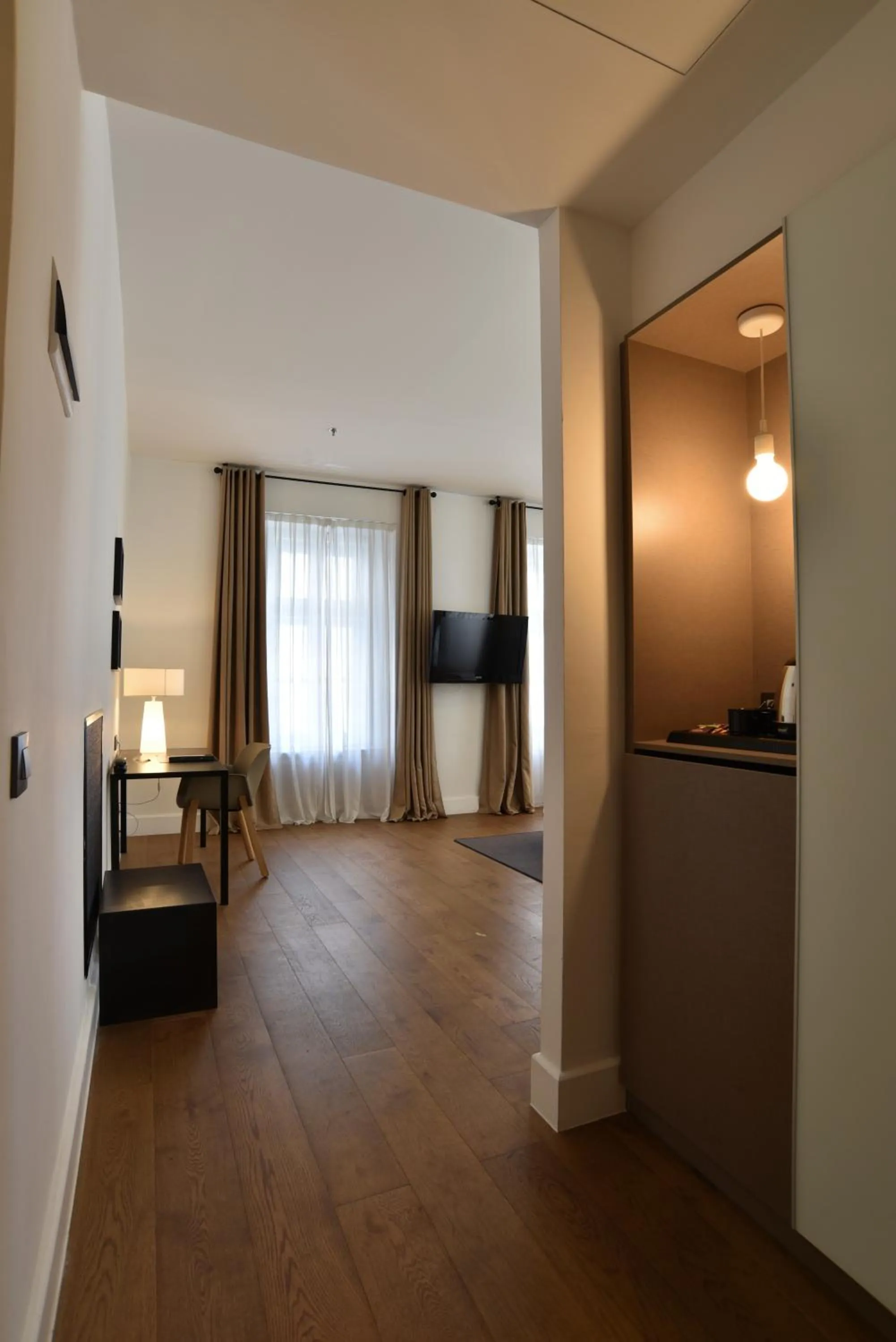 Photo of the whole room, Bed in Hotel Zenit Budapest Palace