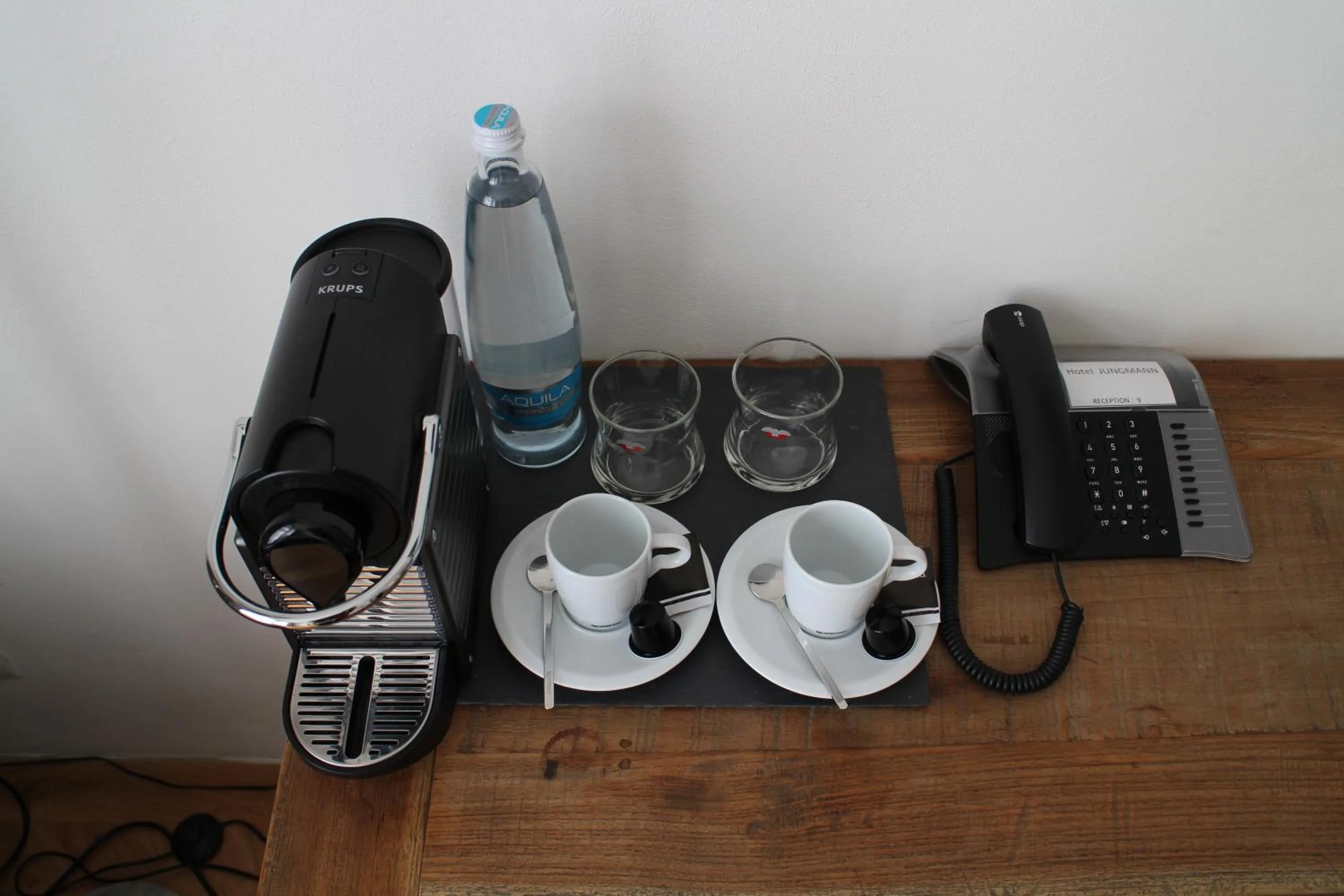 Coffee/tea facilities in Jungmann Hotel