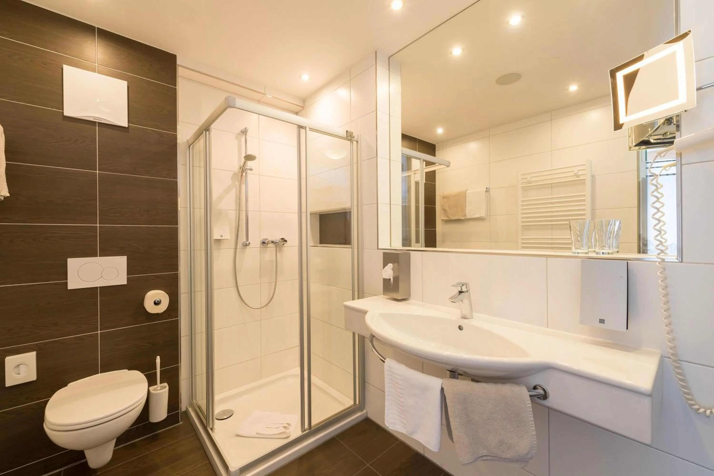 Bathroom in Alpinhotel Monte Superior - Silvretta Card Premium Betrieb