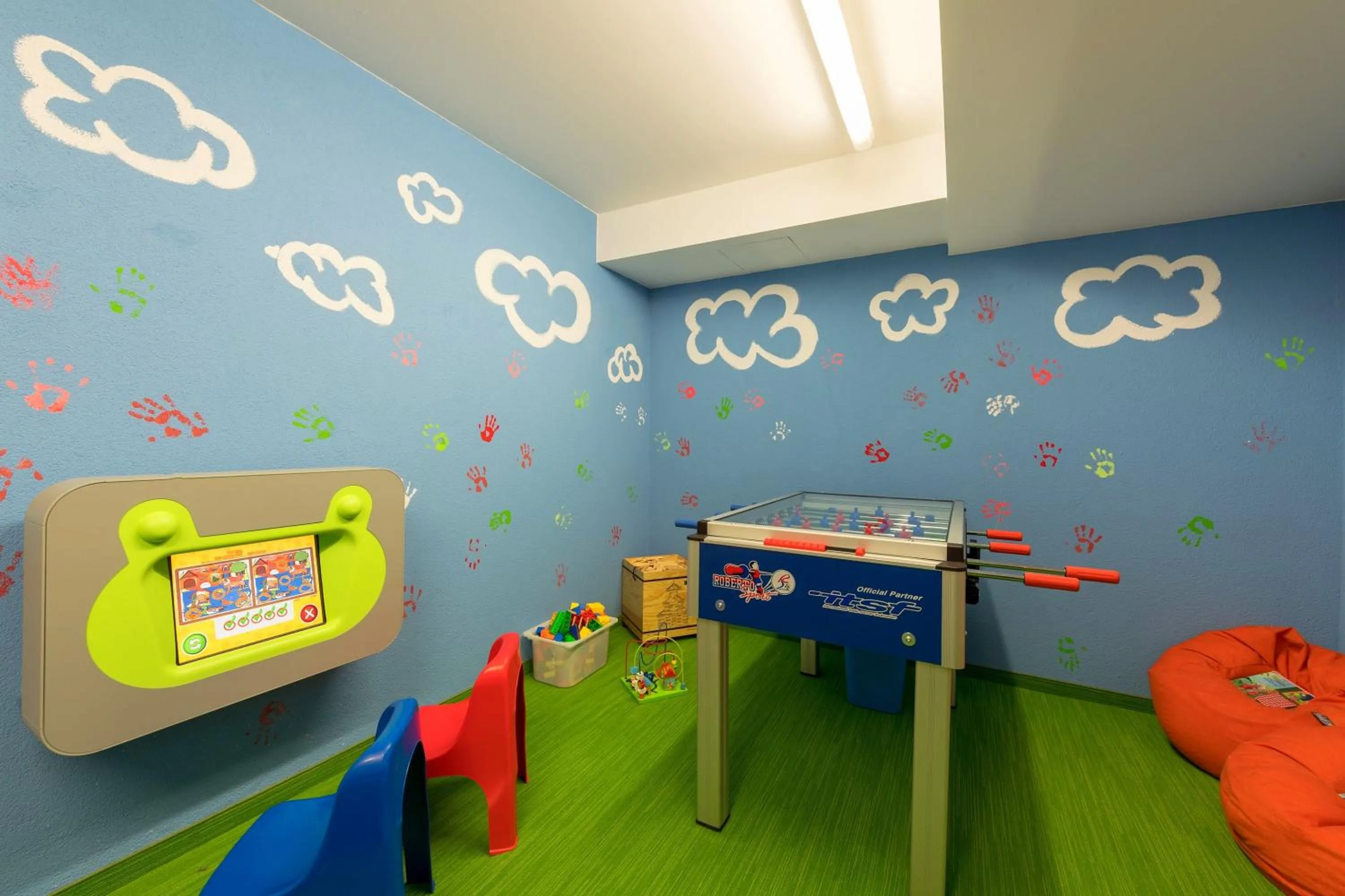 Game Room in Alpinhotel Monte Superior - Silvretta Card Premium Betrieb