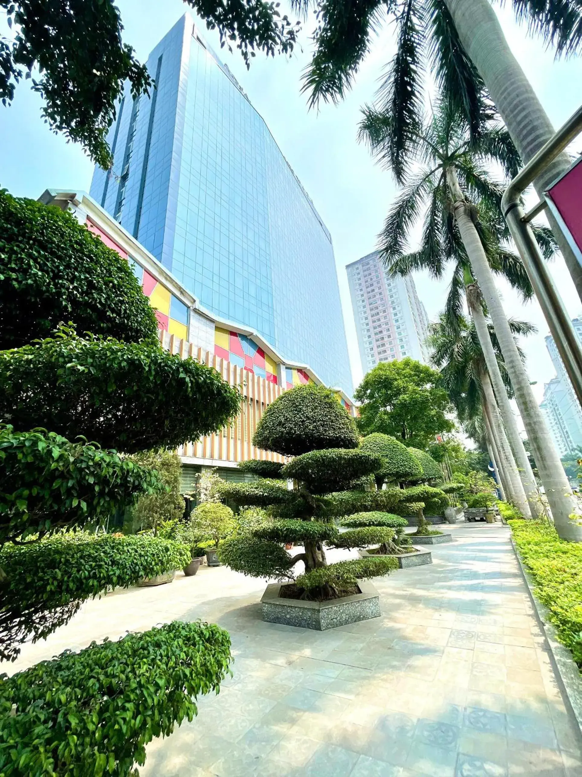 Property building in Muong Thanh Grand Xa La Hotel Property building in Muong Thanh Grand Xa La Hotel