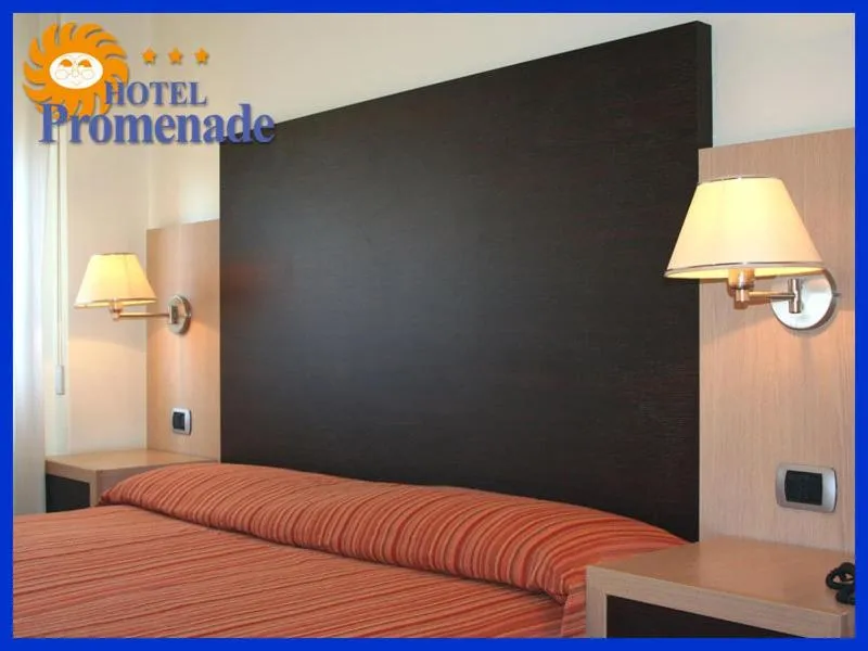 Bed in Hotel Promenade