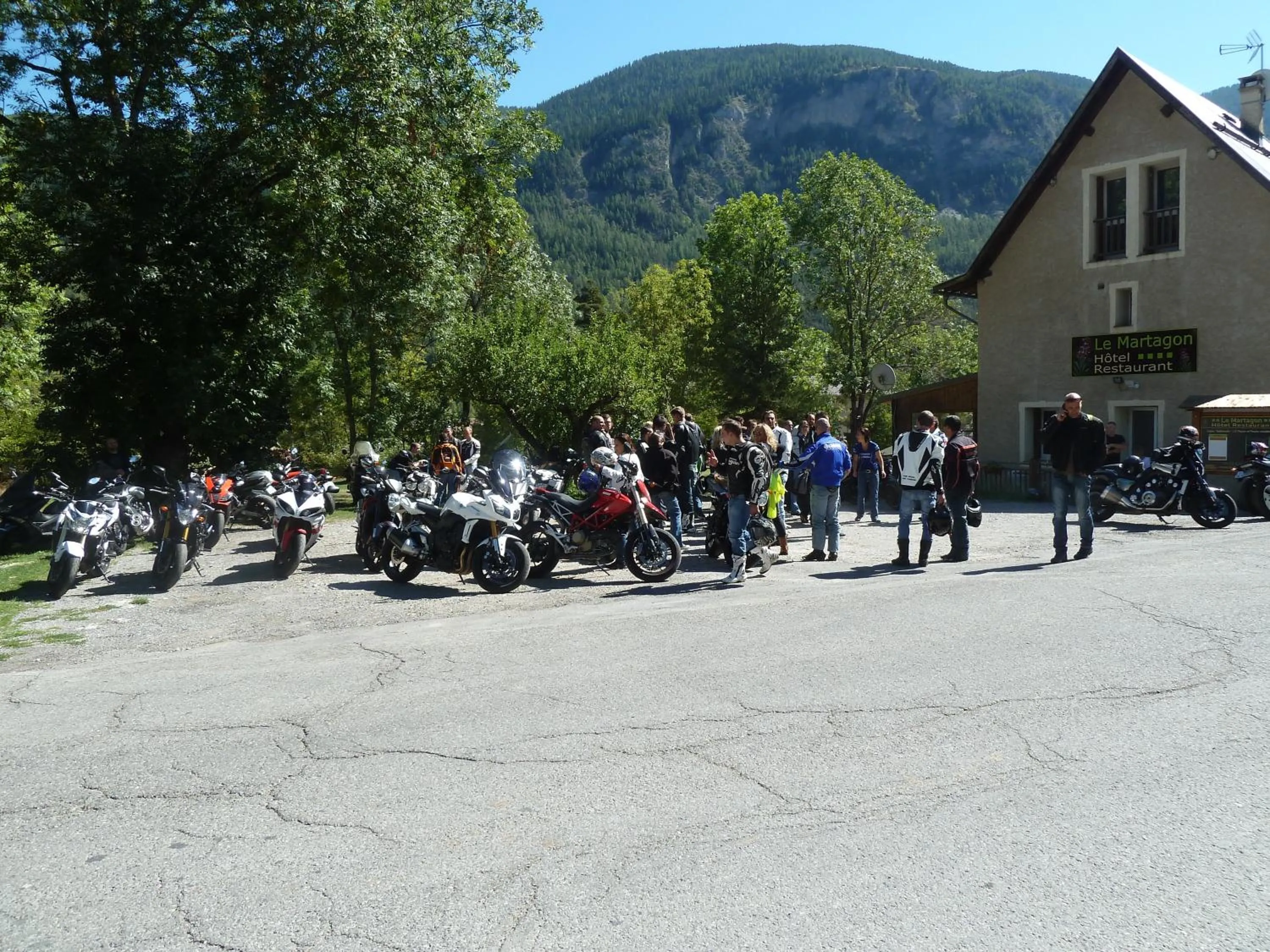 People in Hôtel Le Martagon