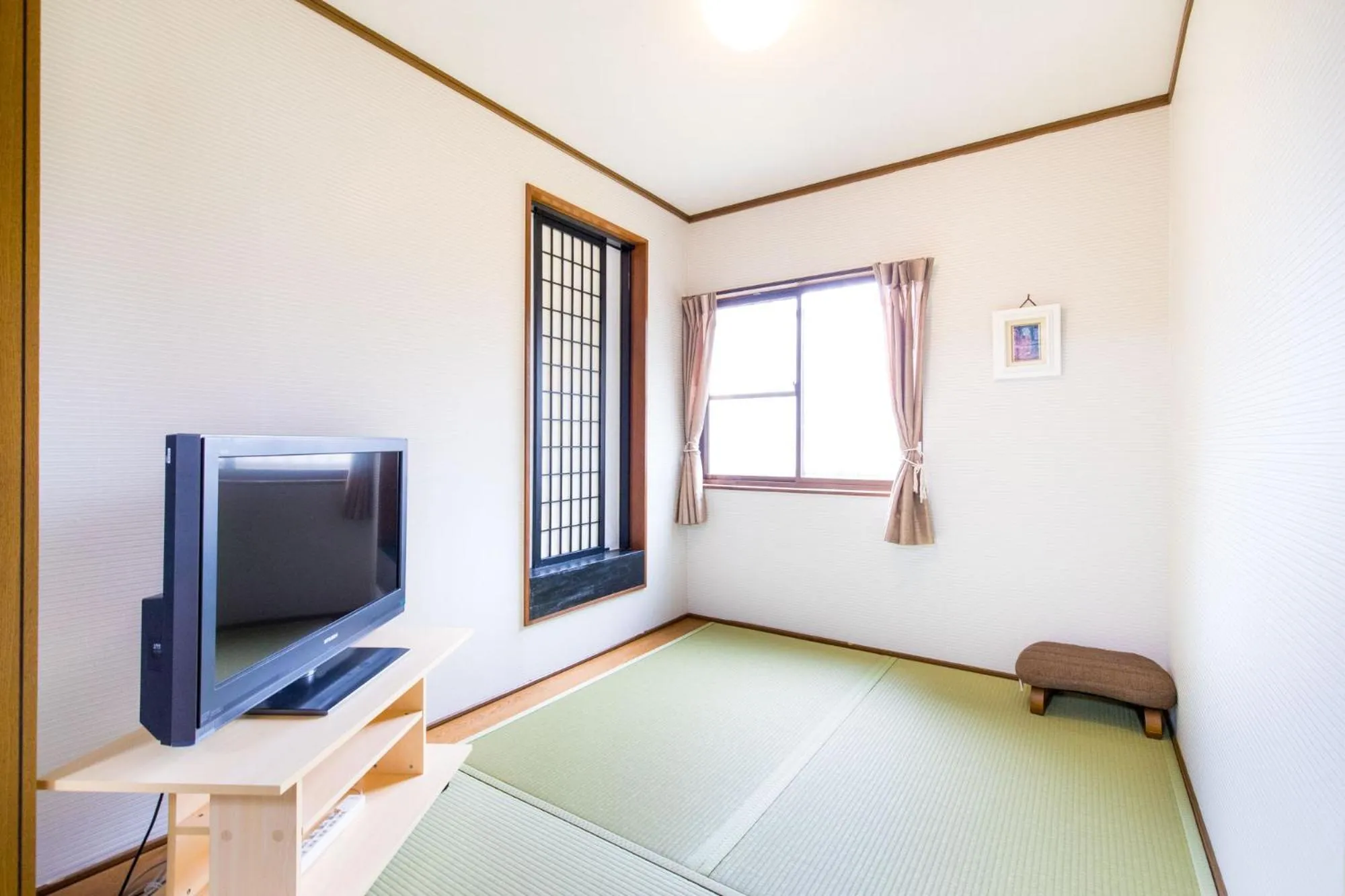 TV and multimedia in Seaside Pension Petit Shirahama