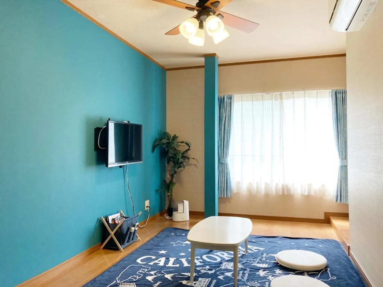 TV and multimedia in Seaside Pension Petit Shirahama