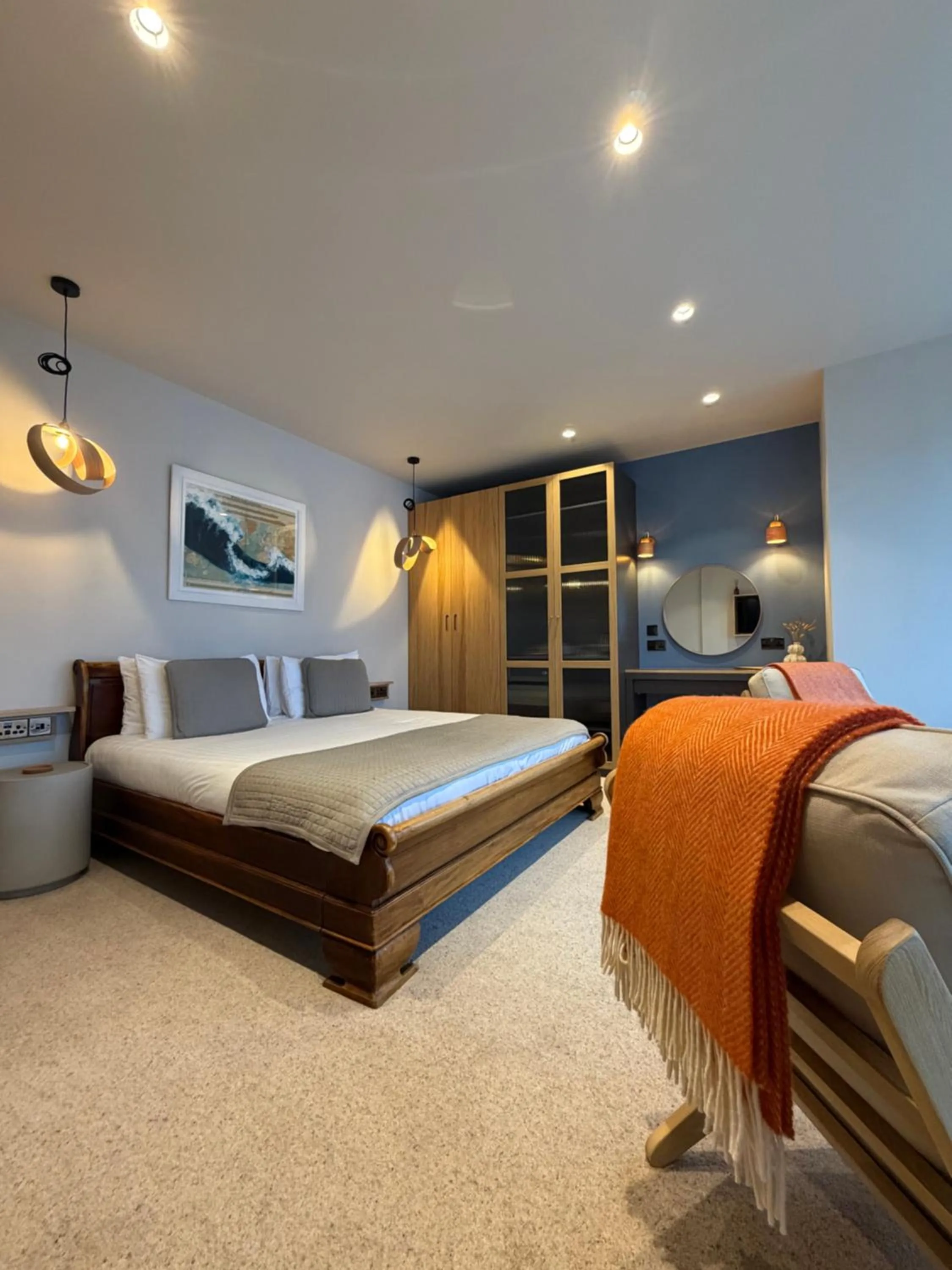 Bedroom, Bed in Housel Bay Hotel