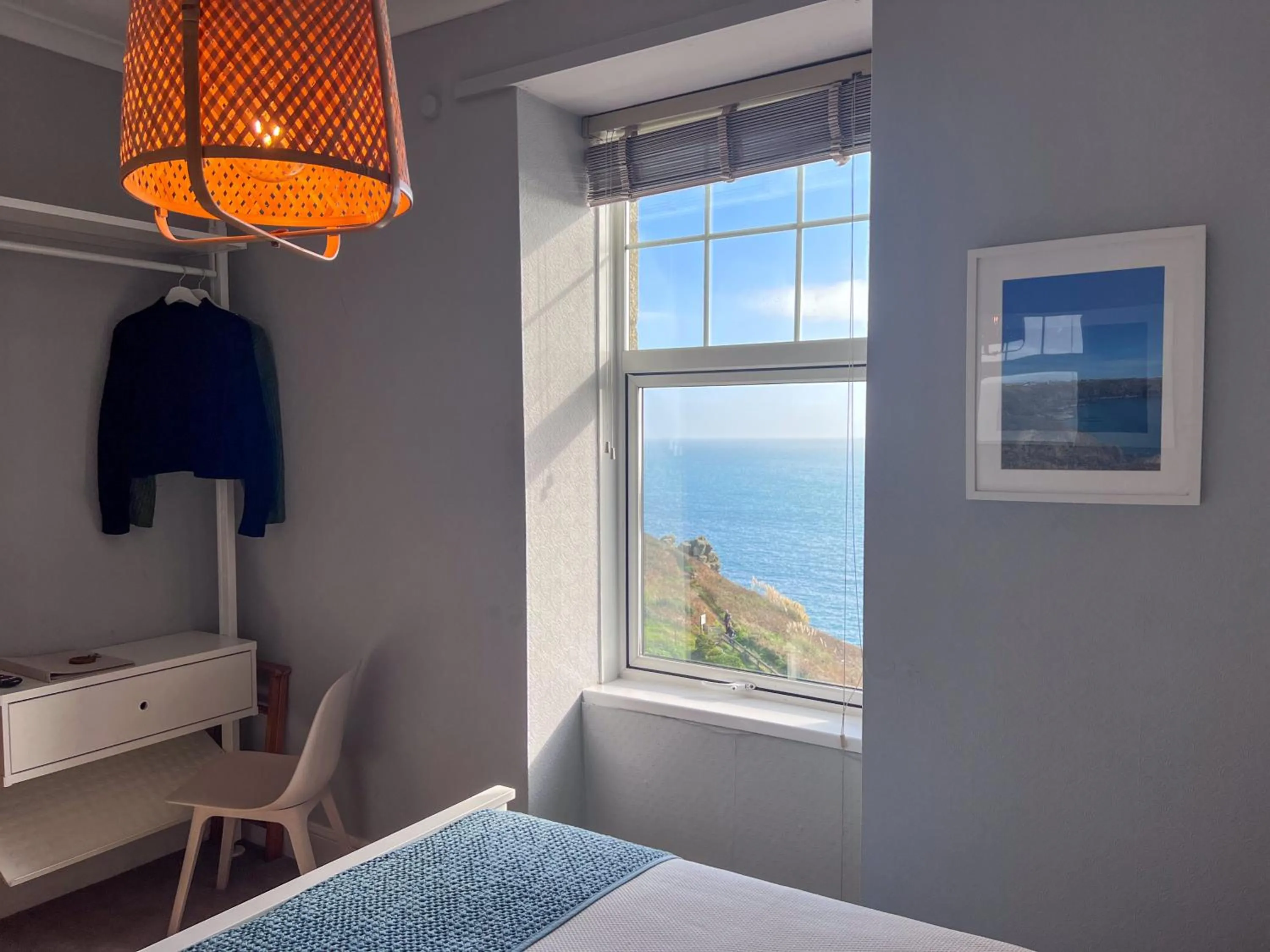 Bedroom, Bed in Housel Bay Hotel