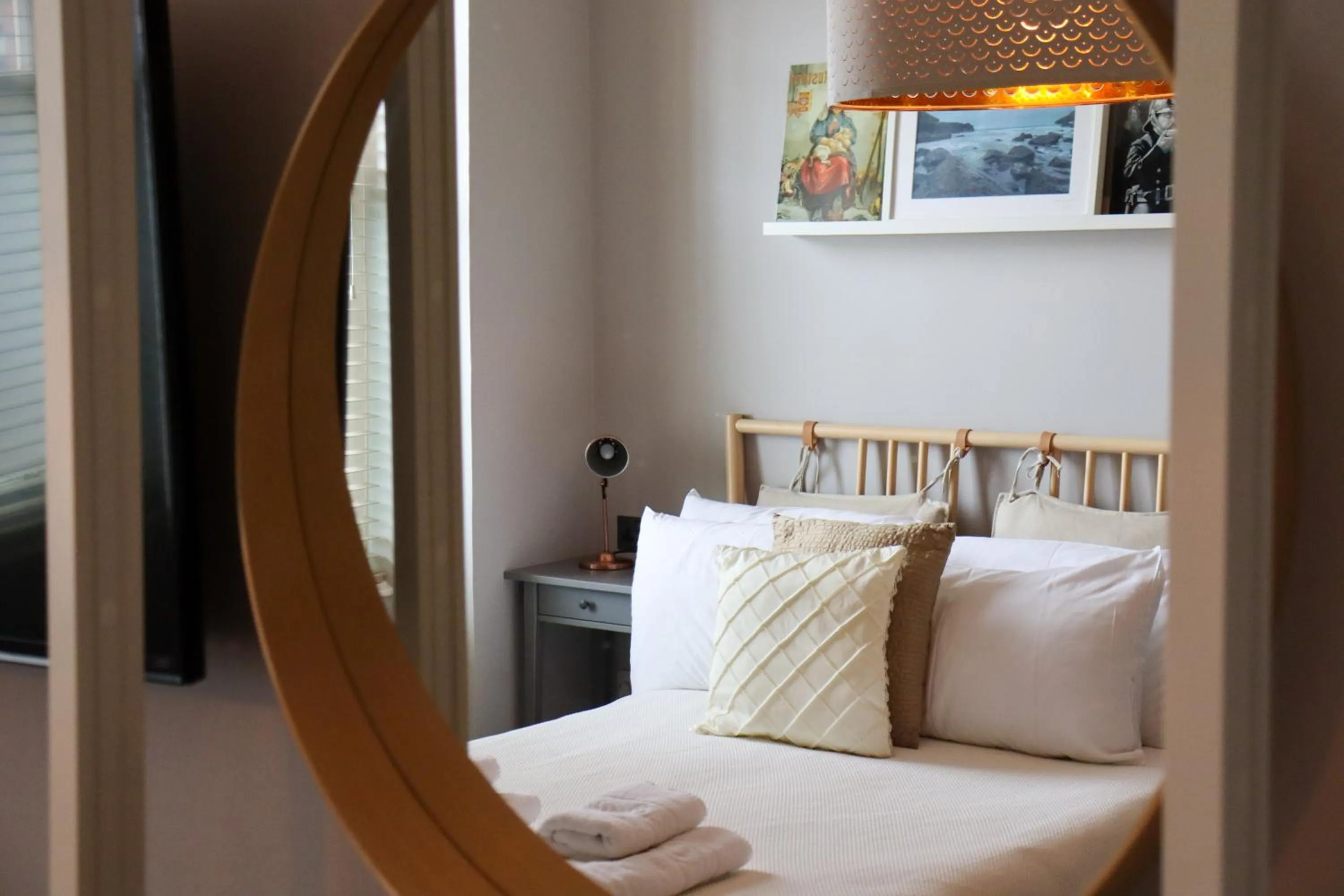 Bed in Housel Bay Hotel