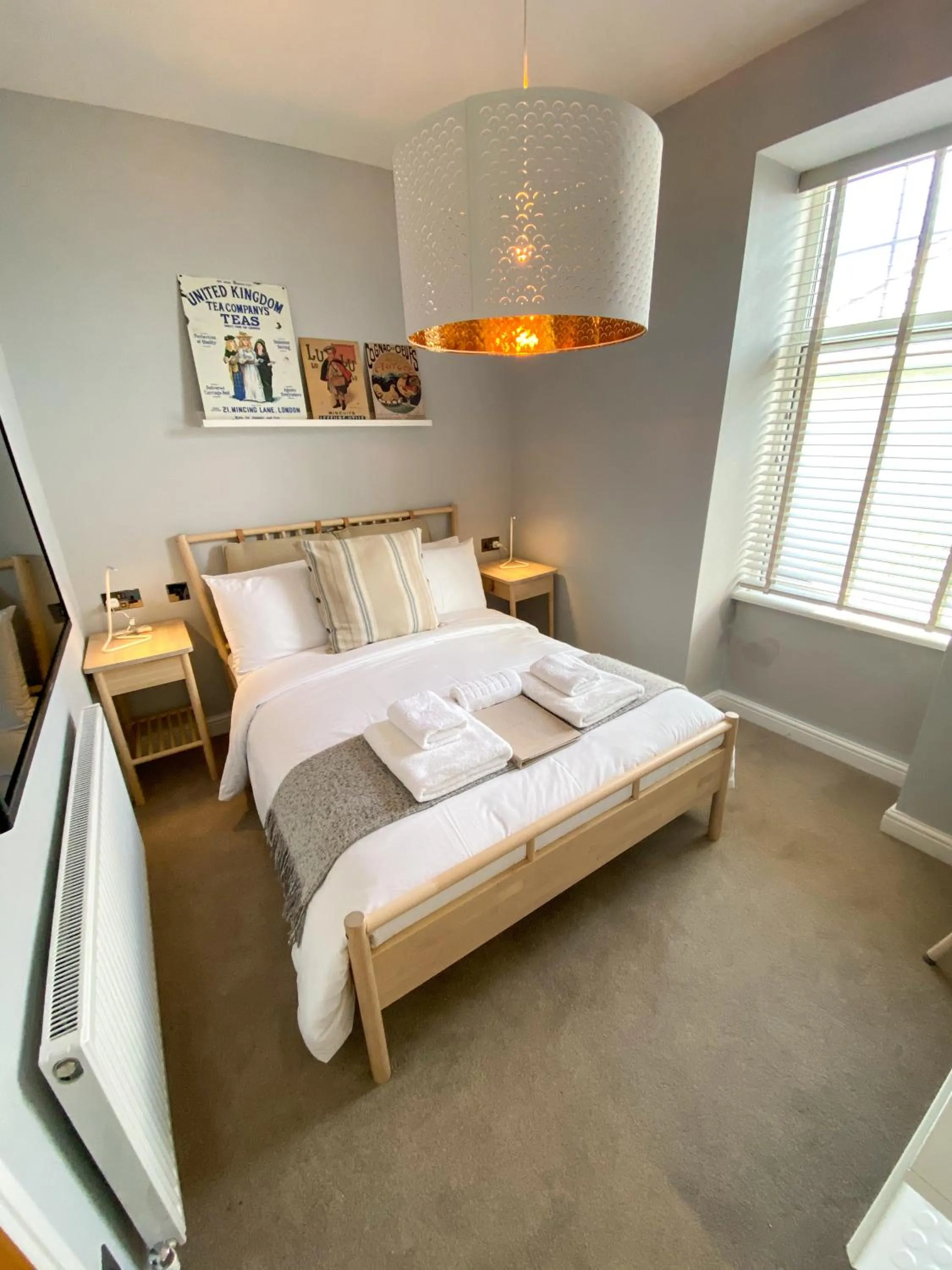 Bedroom, Bed in Housel Bay Hotel