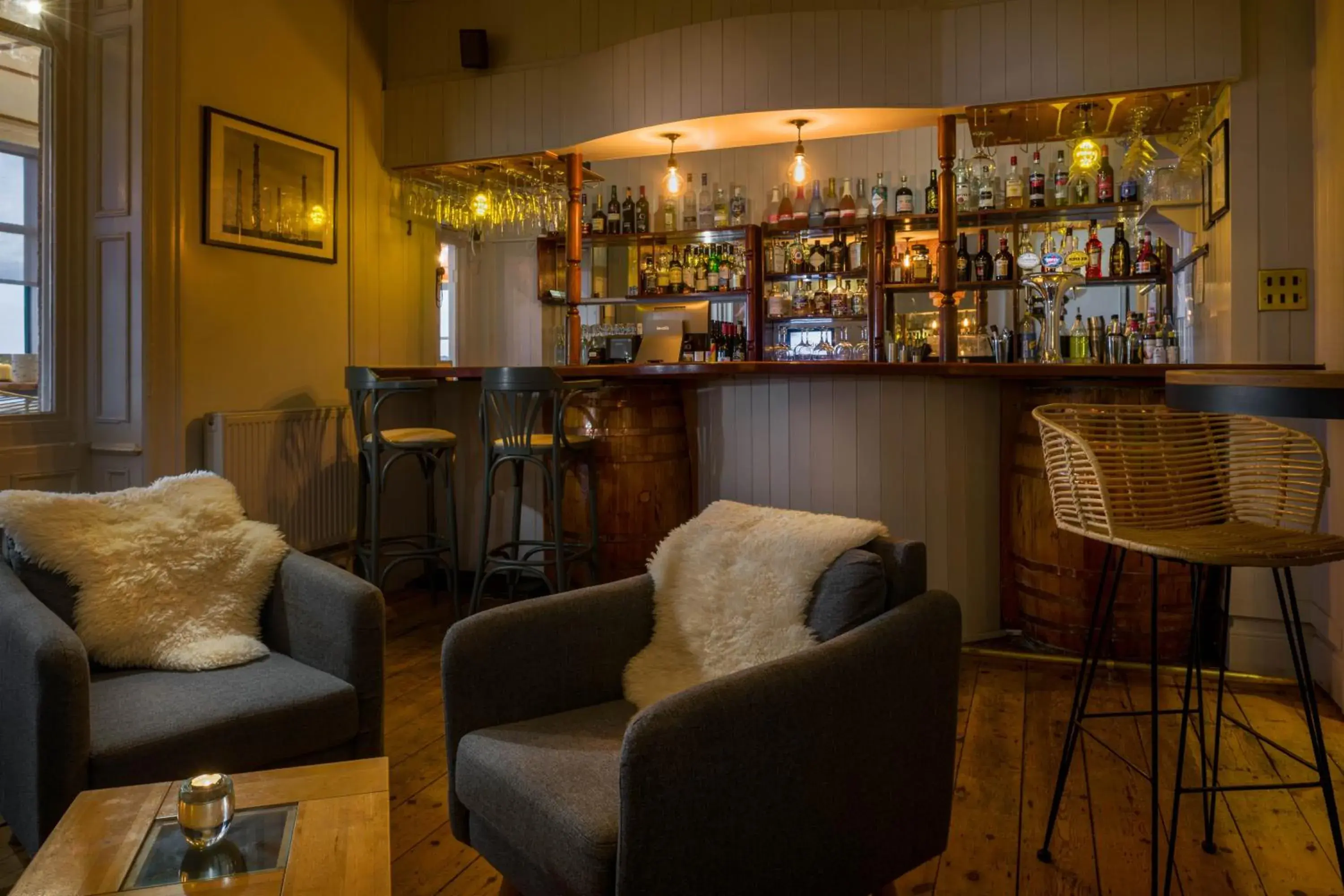 Lounge or bar in Housel Bay Hotel Lounge or bar in Housel Bay Hotel