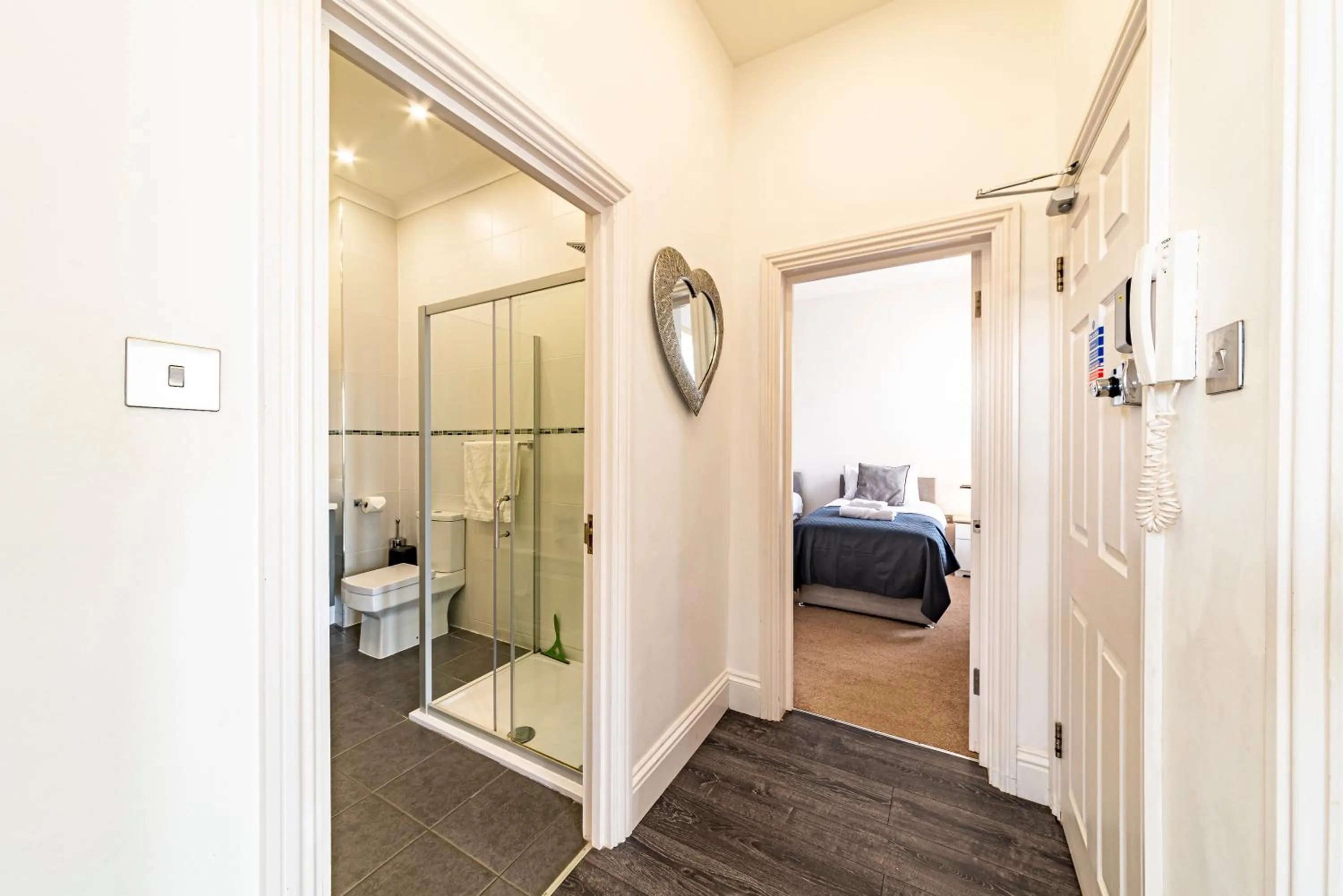 Bathroom, Bed in Greyfriars