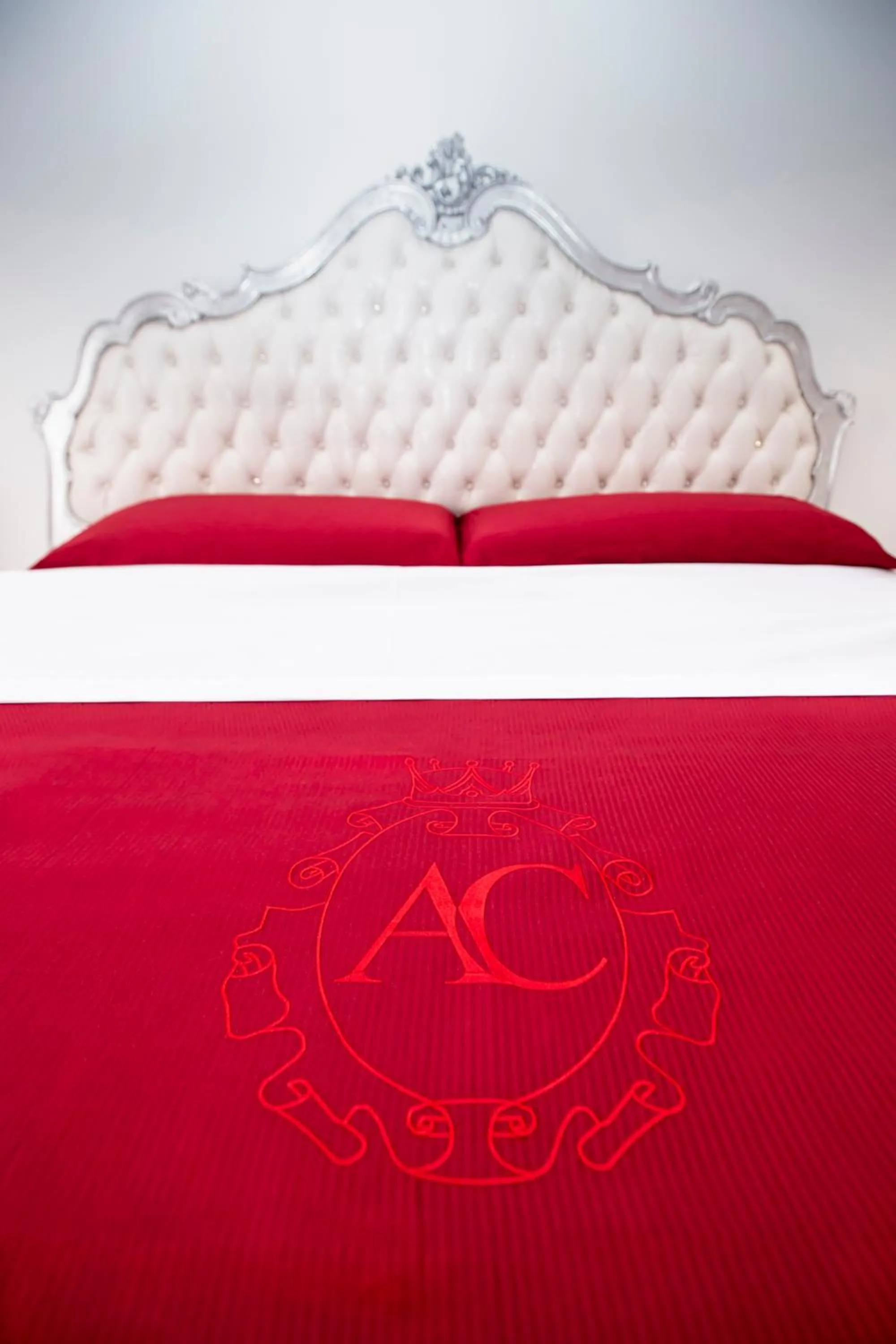 Decorative detail, Bed in à Marchisa -Noto-