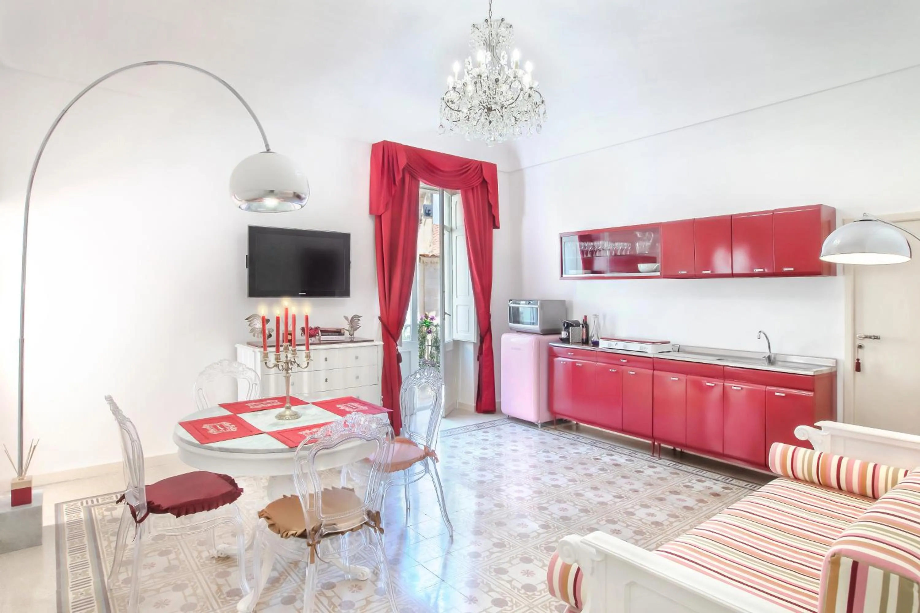 TV and multimedia in à Marchisa -Noto-