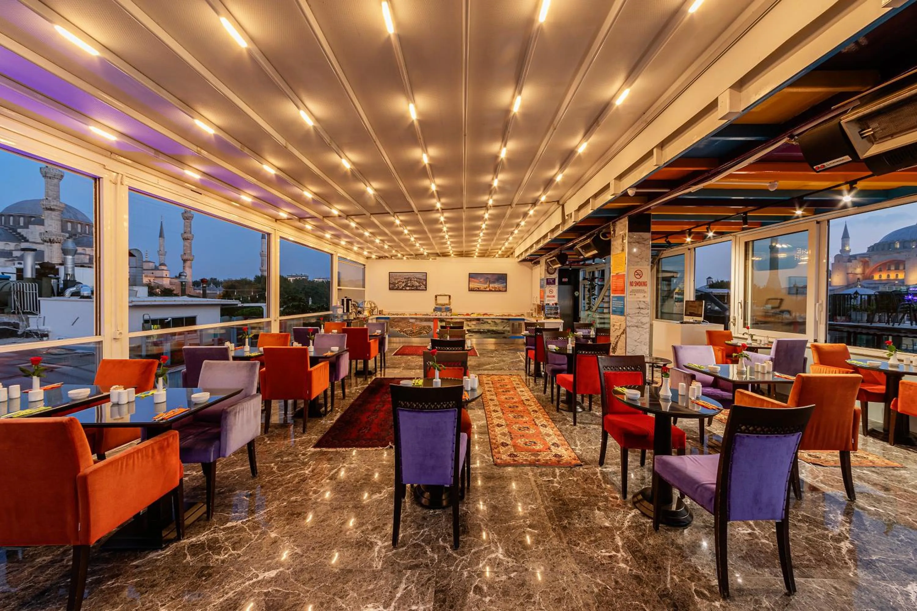 Balcony/Terrace in The Magnaura Palace Hotel