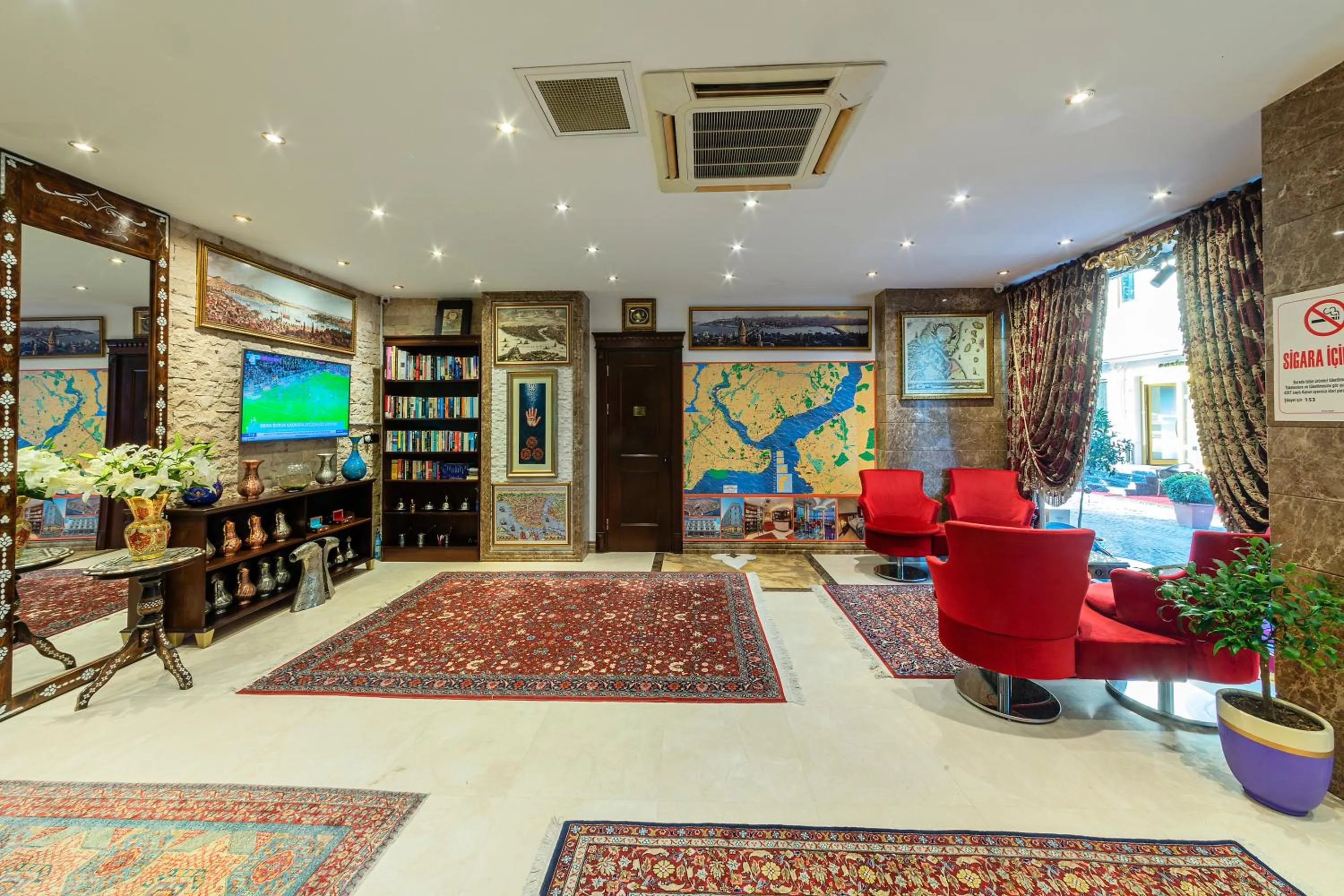 Lobby or reception in The Magnaura Palace Hotel