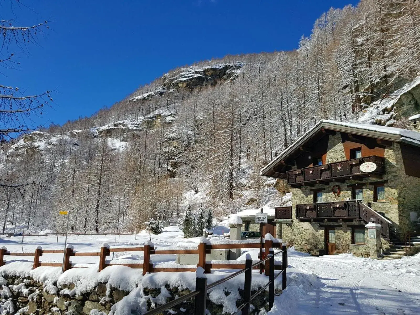 Chalet La Garde Chalet La Garde
