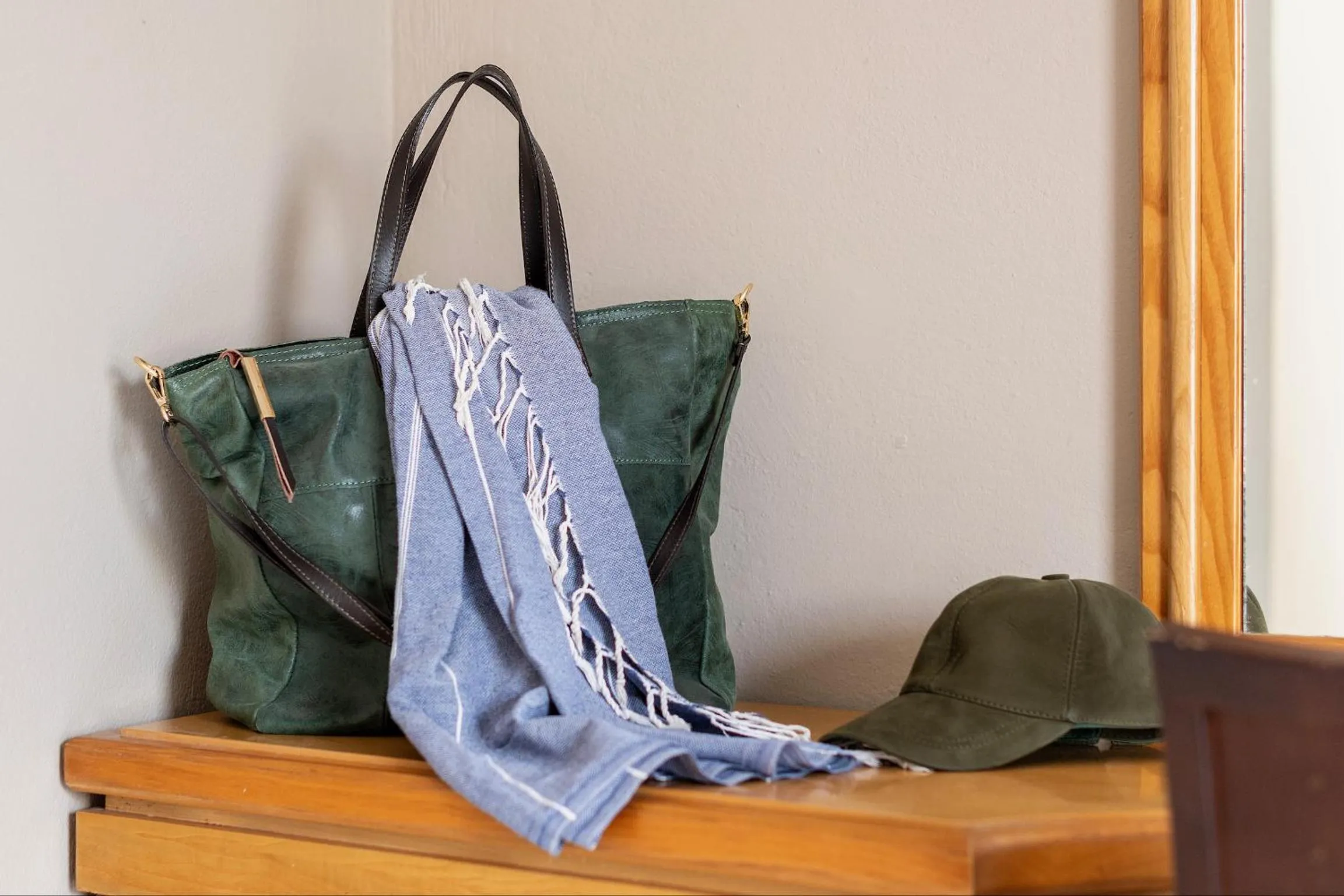 Decorative detail in Manias Apartments