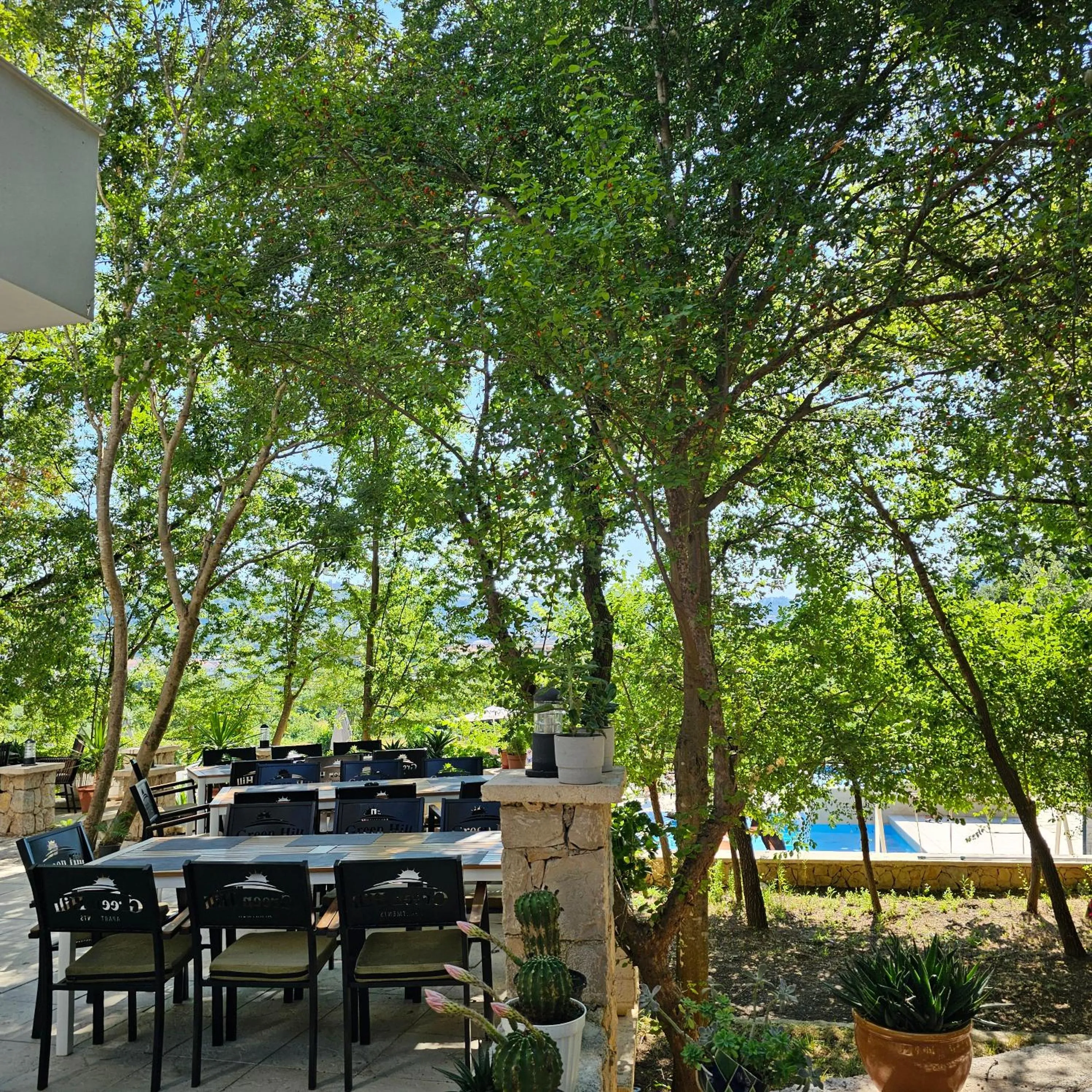 Green Hill Apartments