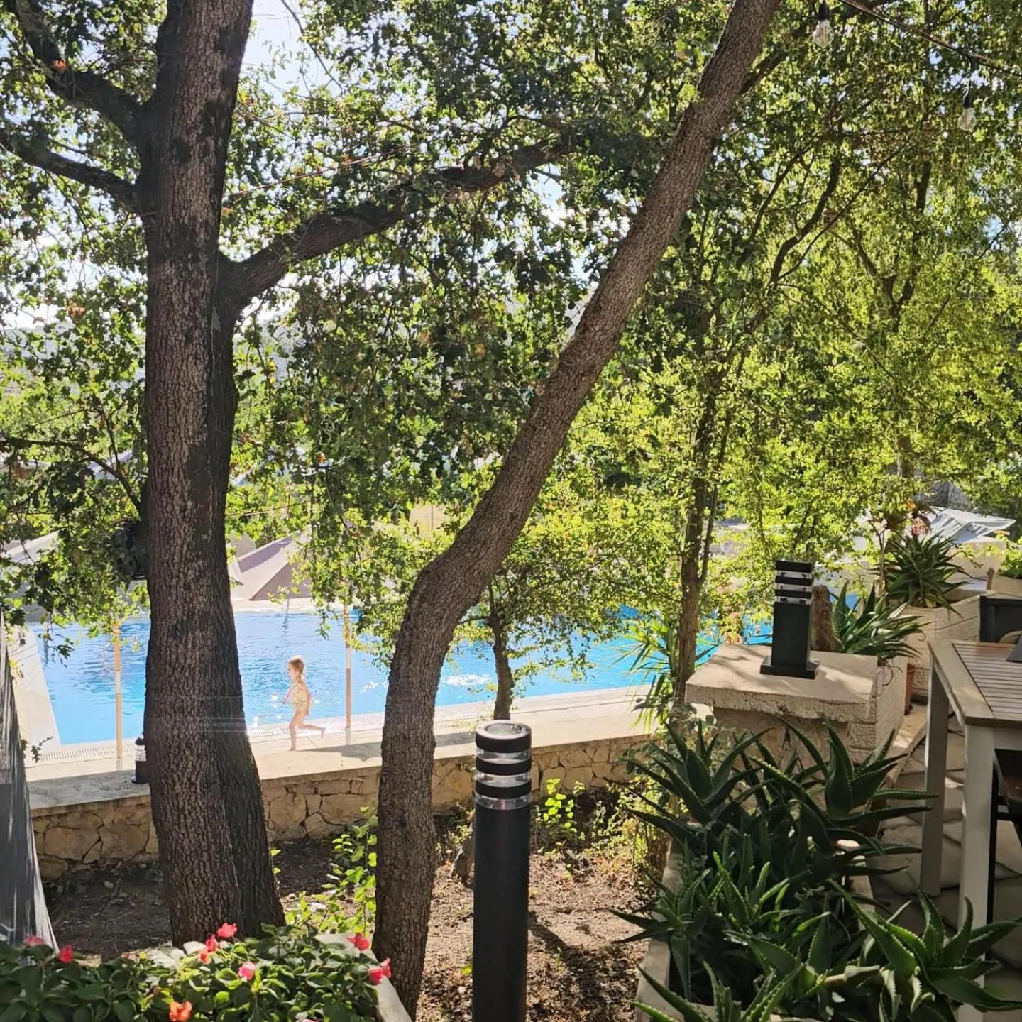 Green Hill Apartments