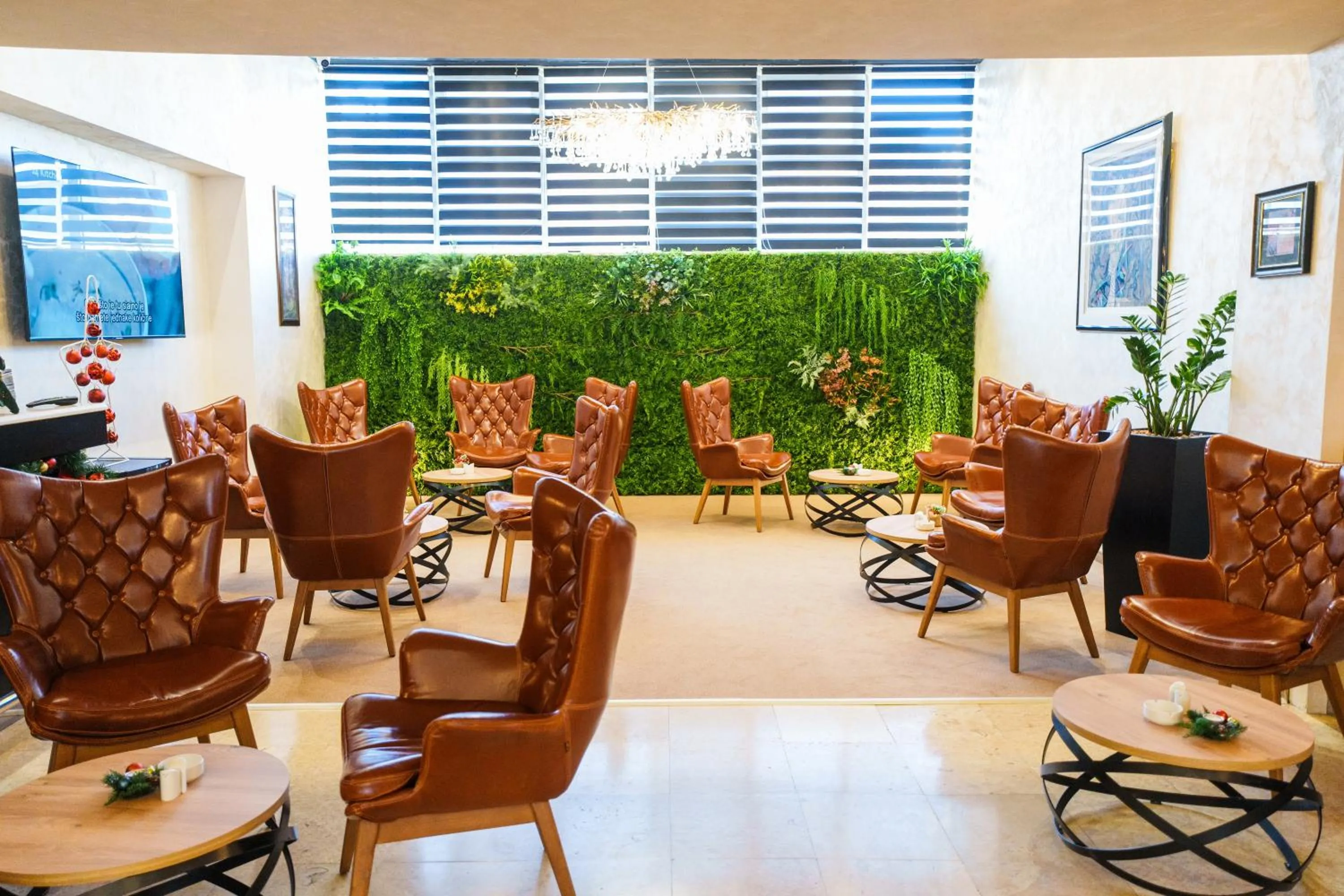 Lounge or bar in Hotel Monogram Park