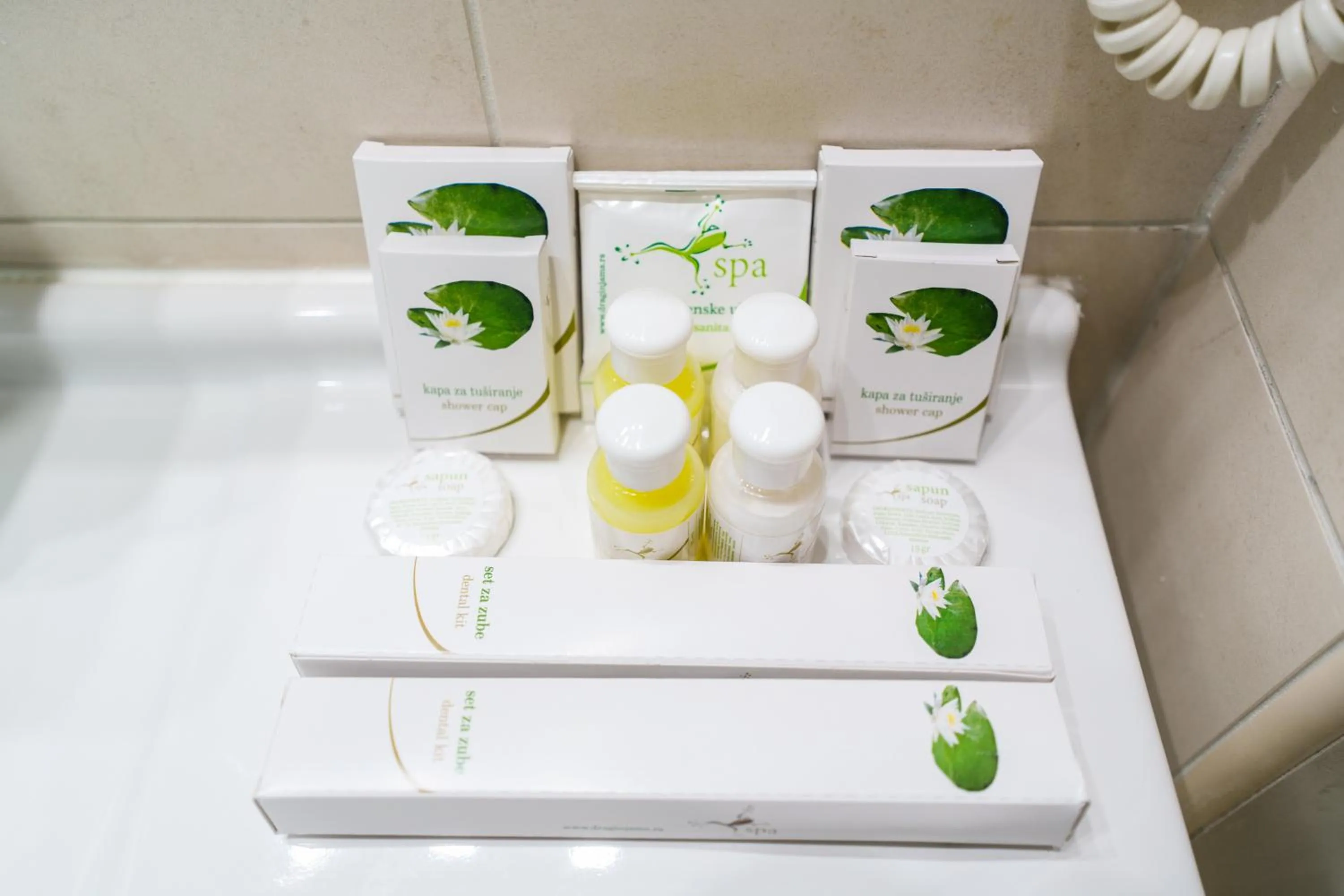 Toilet in Hotel Monogram Park