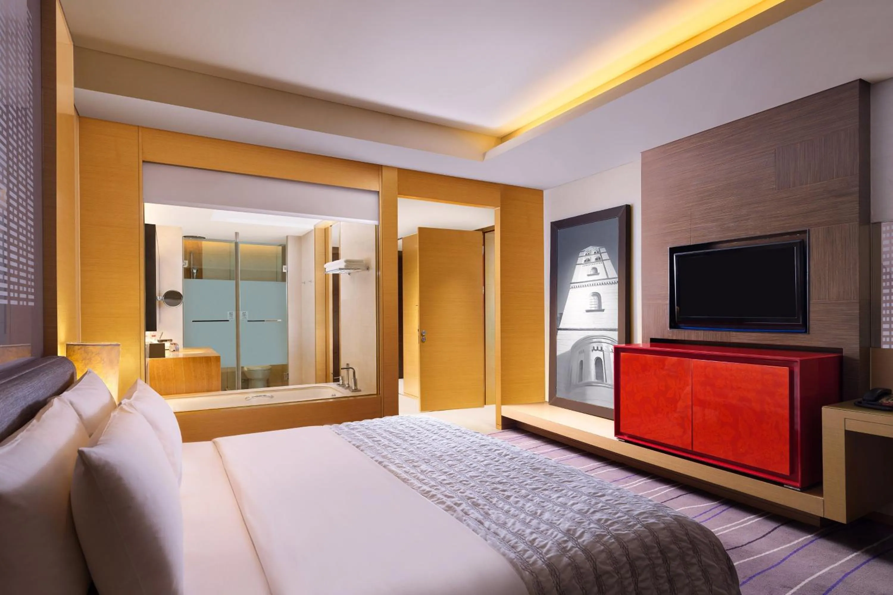 TV and multimedia, Bed in Le Méridien Qingdao l Instagrammable l CBD l Nearby seaside,nearby May 4th Square
