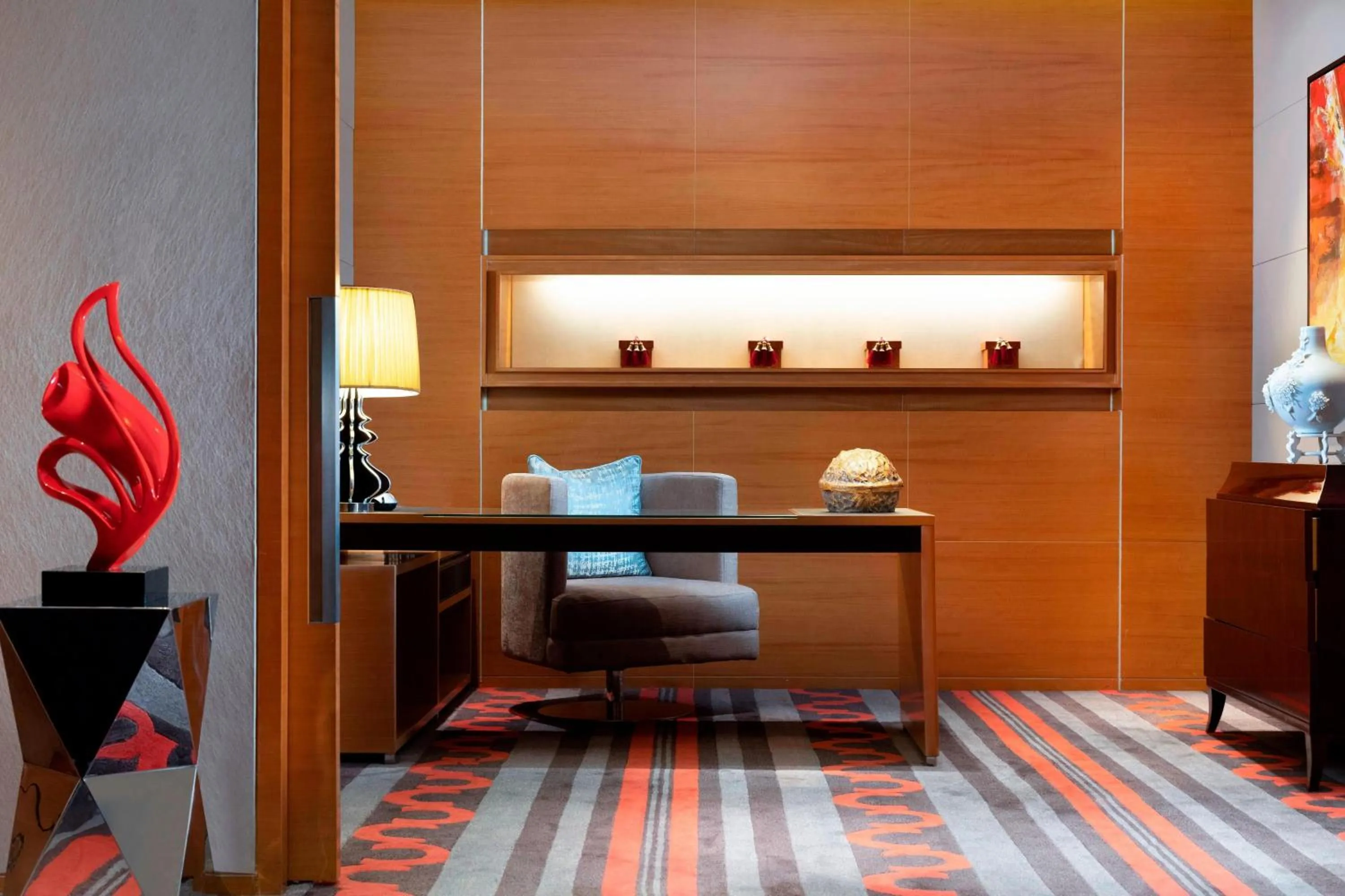 Bedroom in Le Méridien Qingdao l Instagrammable l CBD l Nearby seaside,nearby May 4th Square