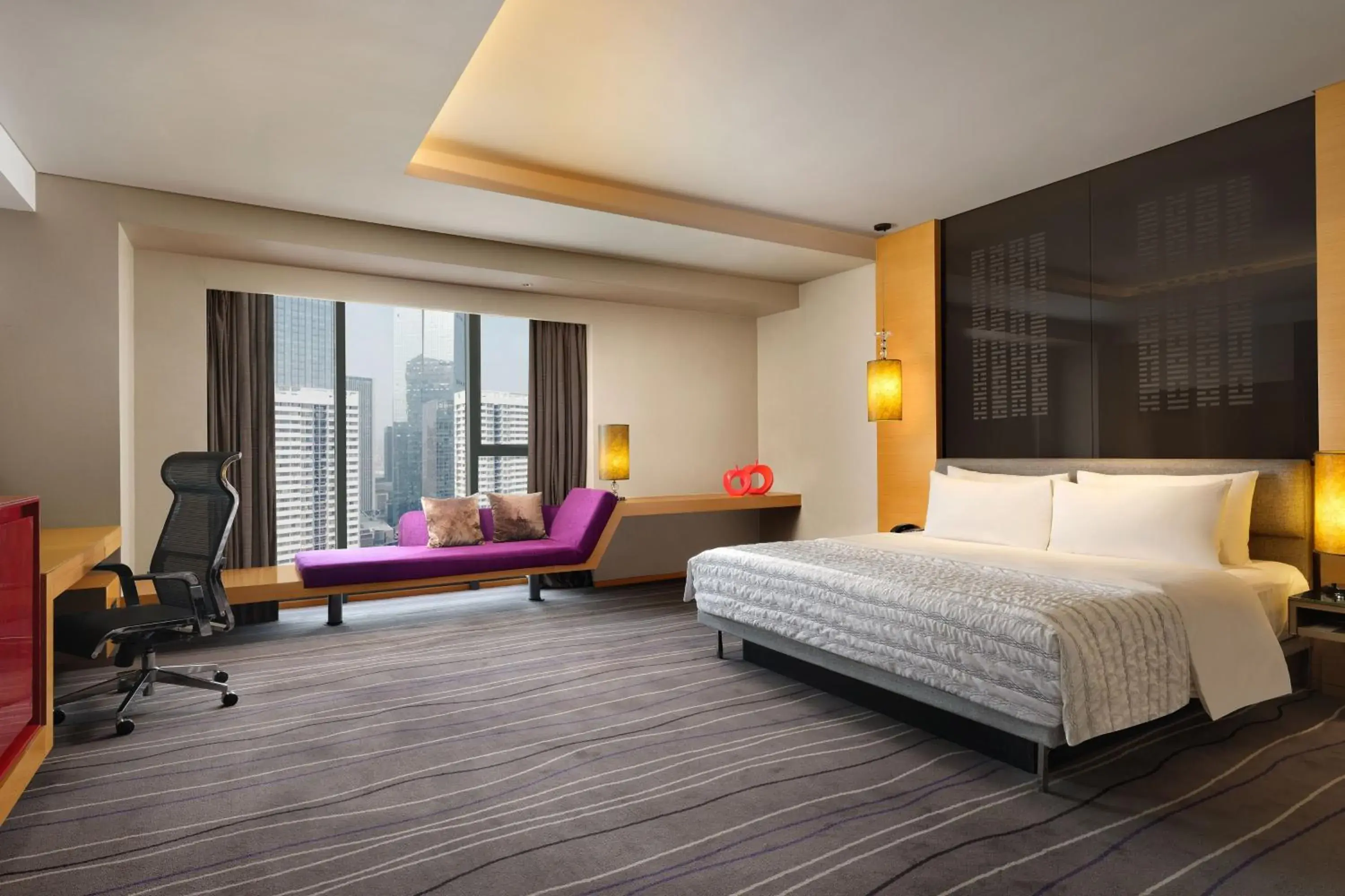 Premier King Room in Le Méridien Qingdao l Instagrammable l CBD l Nearby seaside,nearby May 4th Square Premier King Room in Le Méridien Qingdao l Instagrammable l CBD l Nearby seaside,nearby May 4th Square