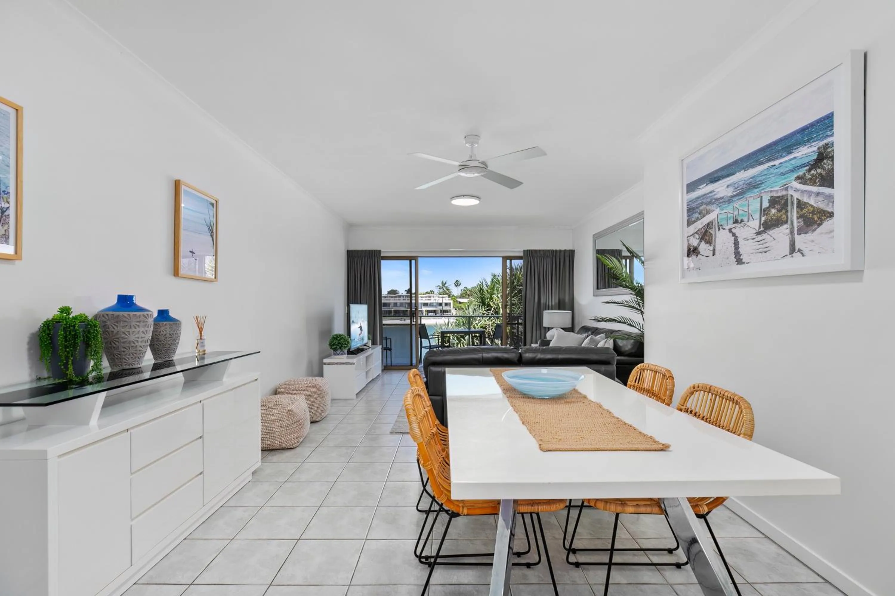 Living room in Culgoa Point Beach Resort