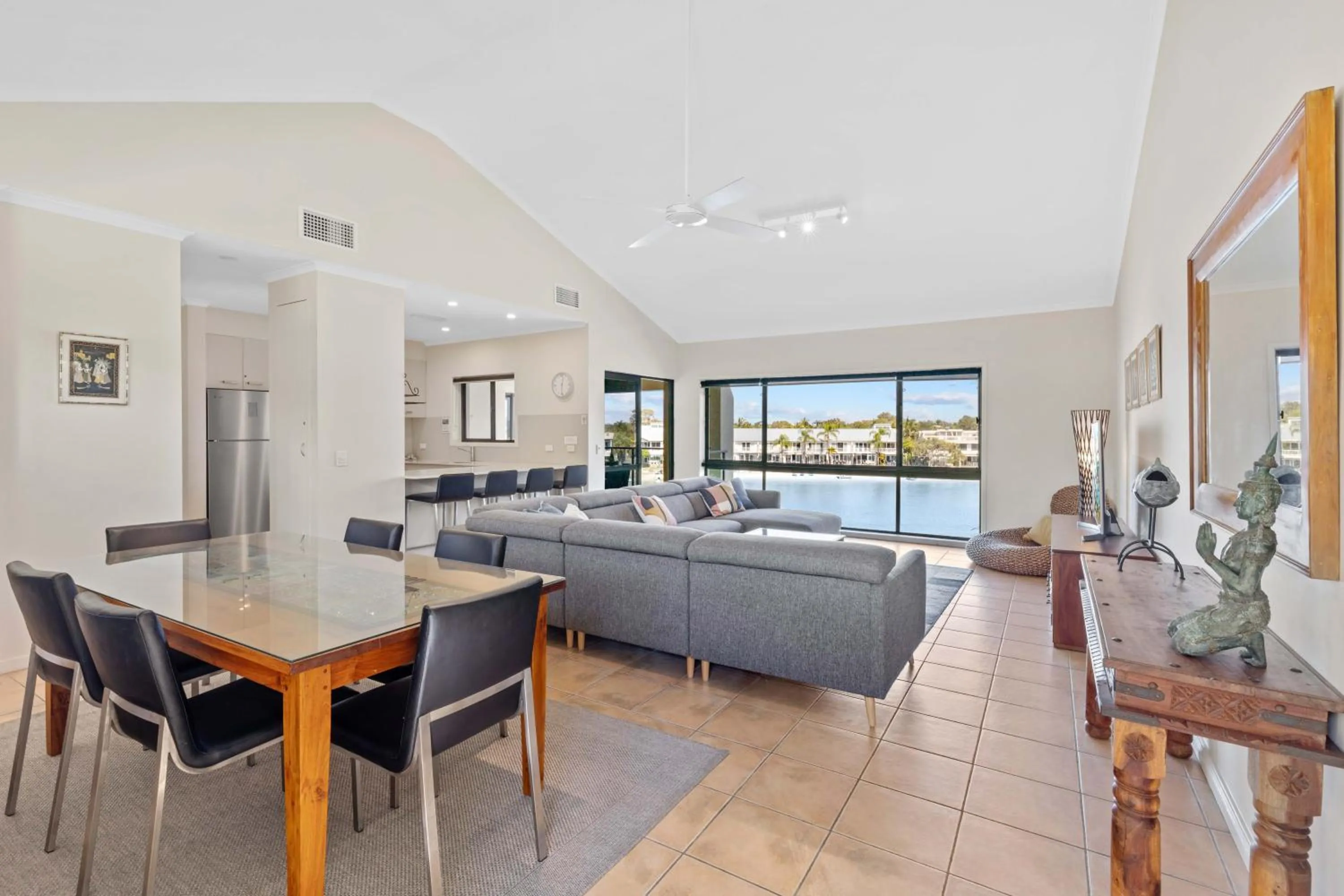 Living room in Culgoa Point Beach Resort