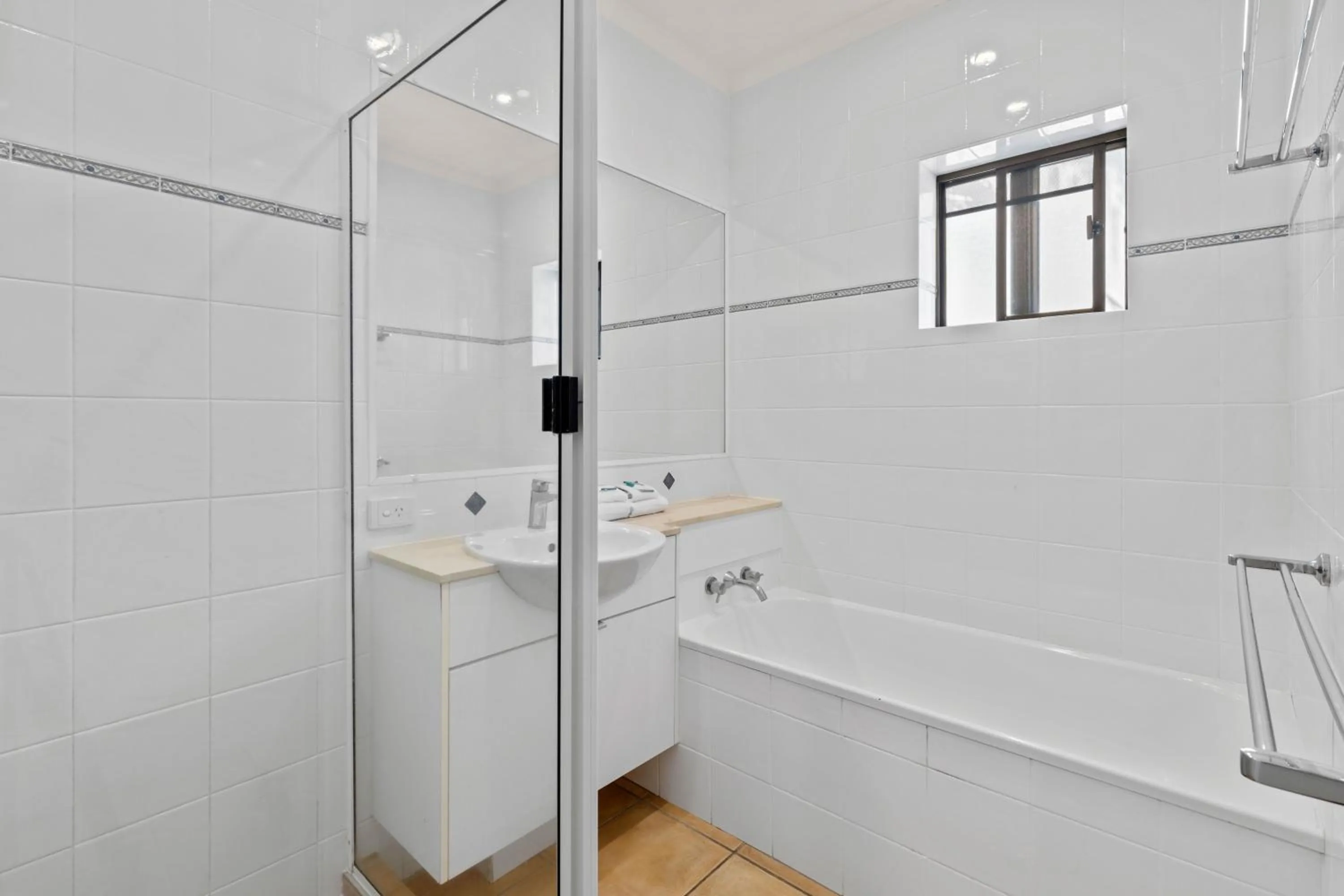 Bathroom in Culgoa Point Beach Resort