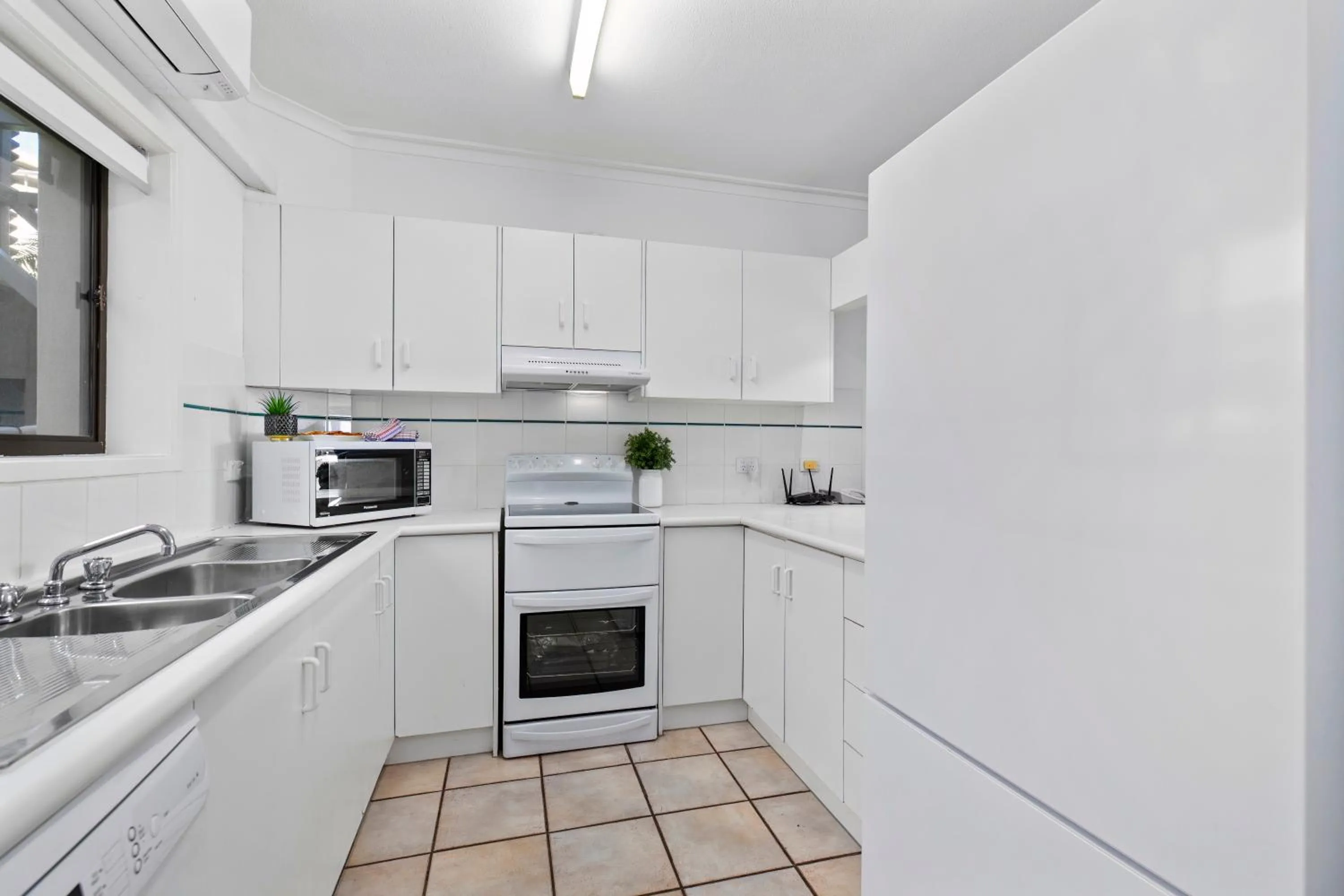 kitchen in Culgoa Point Beach Resort