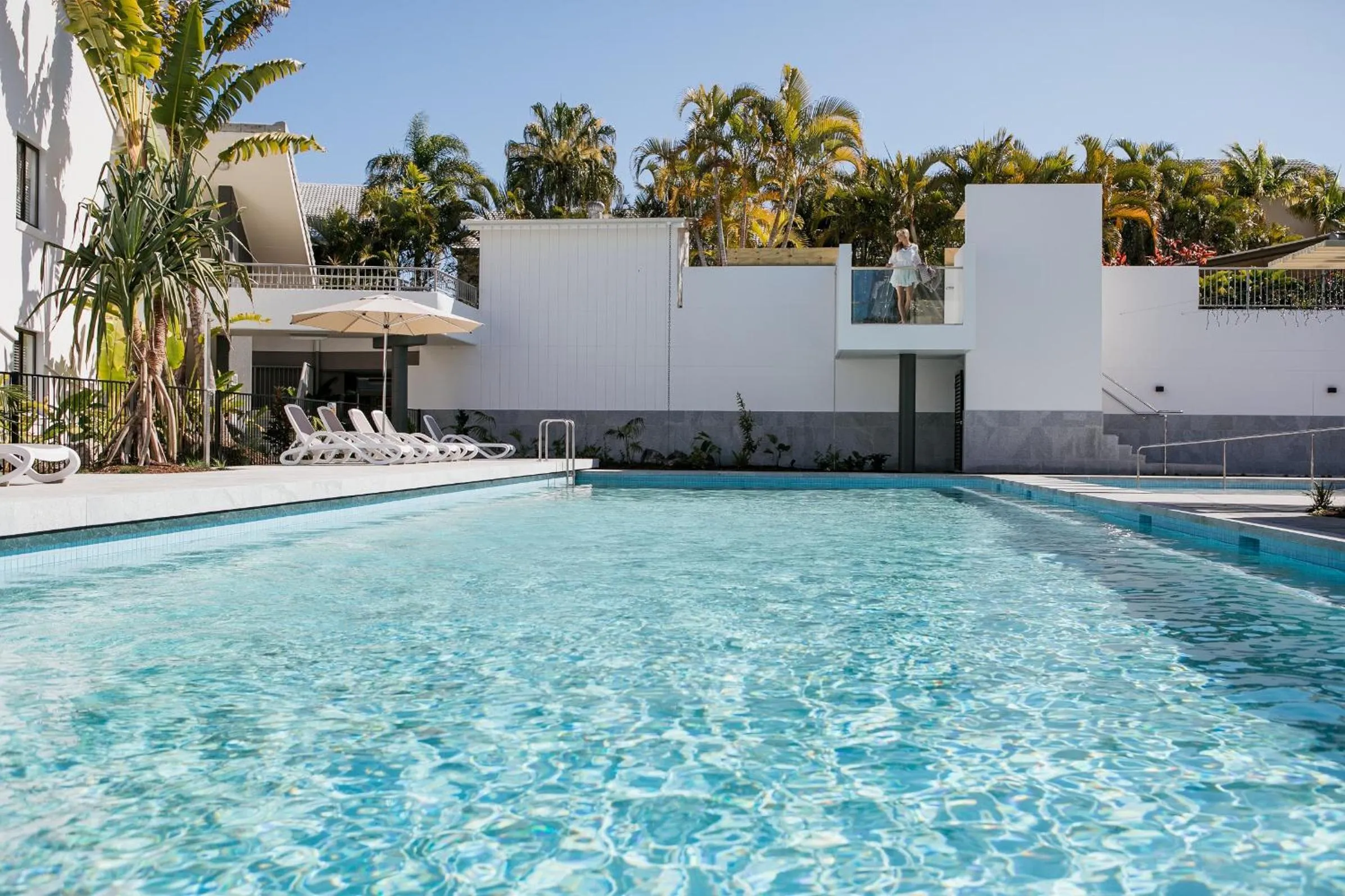 Swimming pool in Culgoa Point Beach Resort