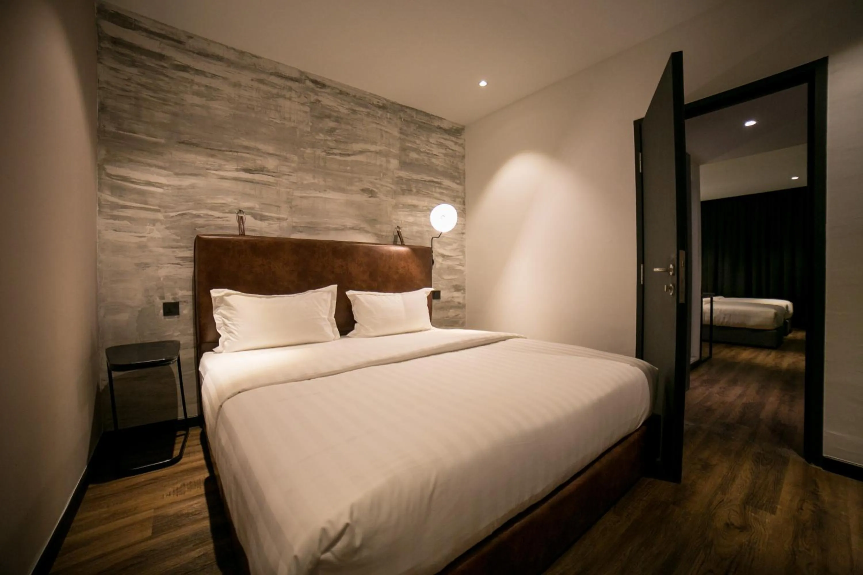 Photo of the whole room, Bed in Eureka Hotel Penang