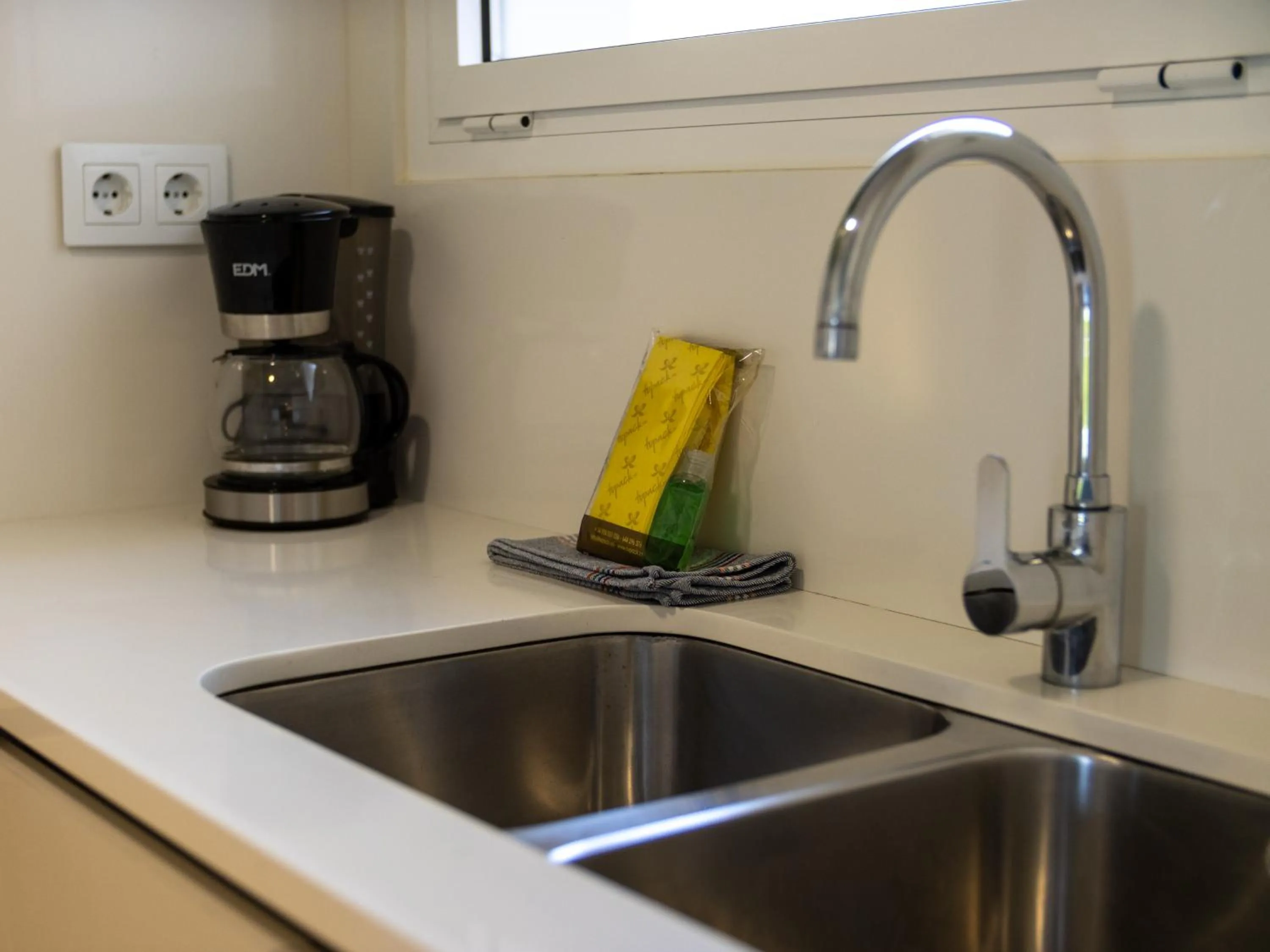 kitchen in Apartamentos Sunway Arizona