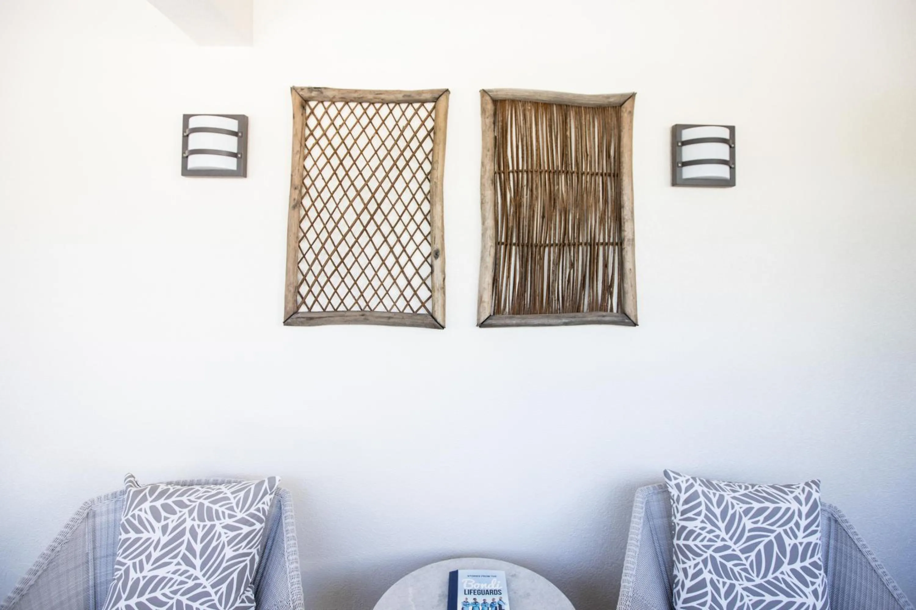 Communal lounge/ TV room in Port Douglas Peninsula Boutique Hotel - Adults Only Haven