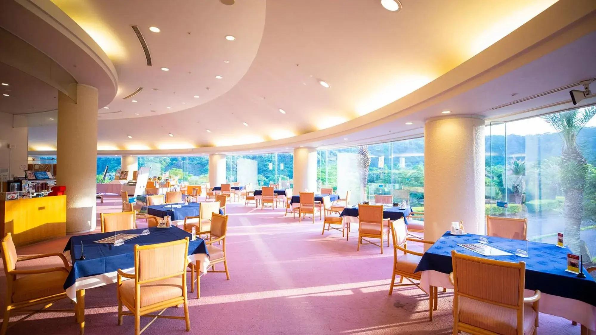 Restaurant/places to eat in Kamogawa Country Hotel Restaurant/places to eat in Kamogawa Country Hotel