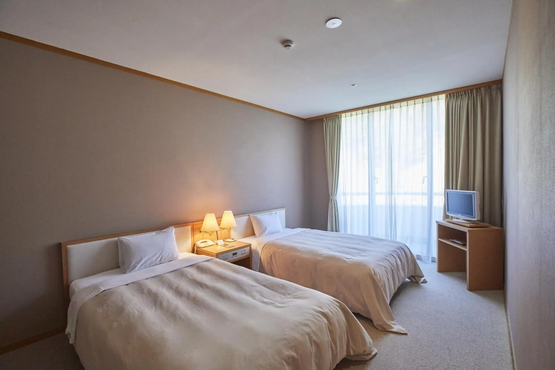 Bedroom, Bed in Kamogawa Country Hotel