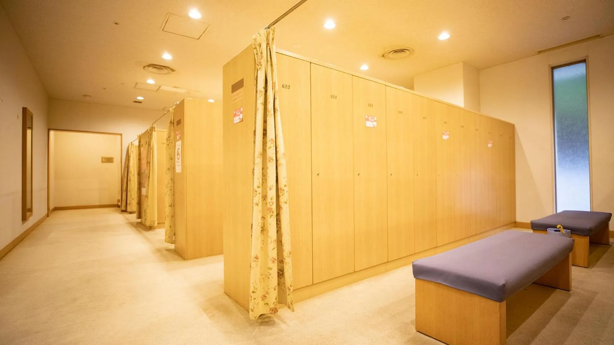 microwave in Kamogawa Country Hotel