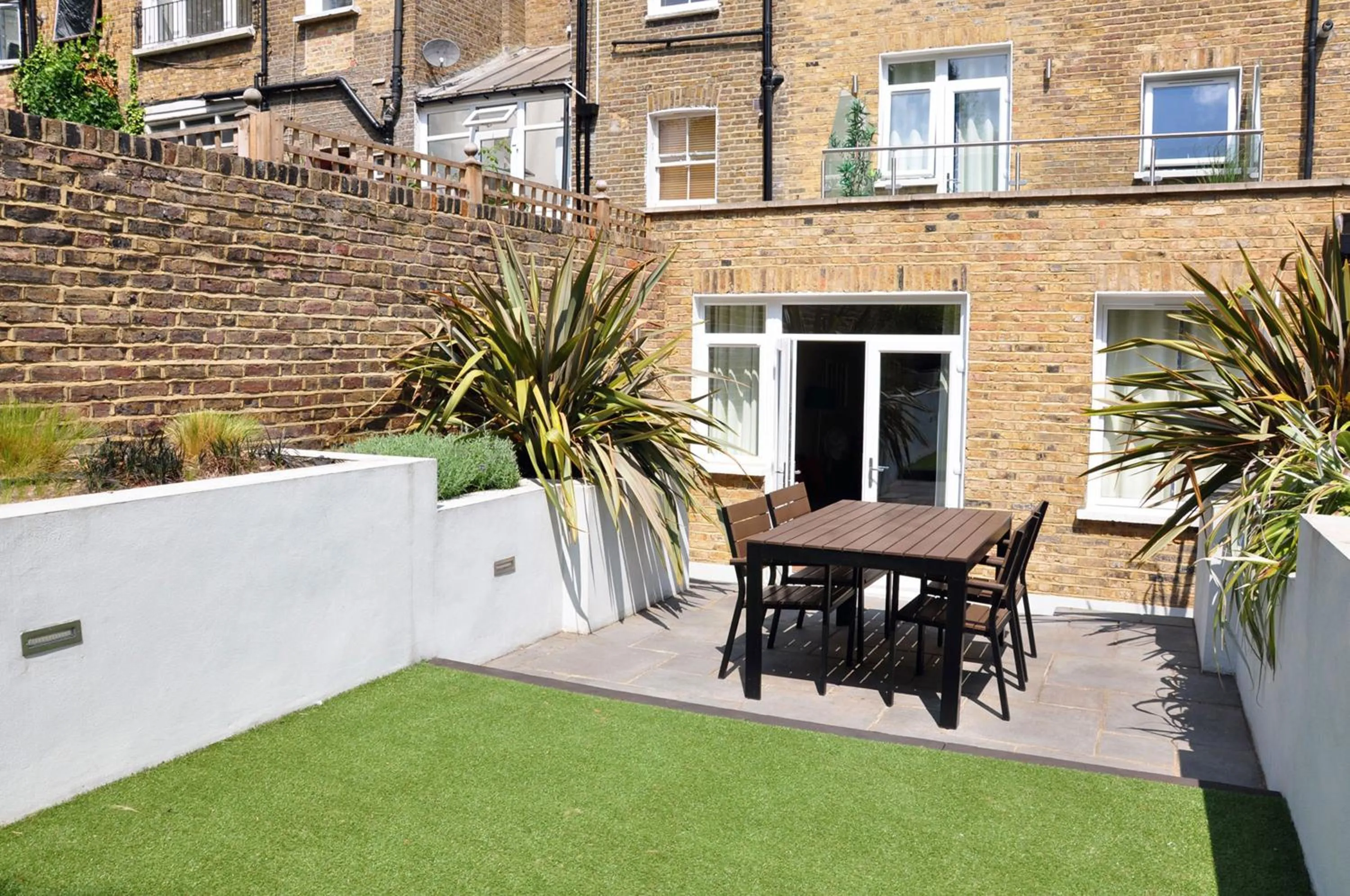 Balcony/Terrace in Lamington Apartments - London Hammersmith