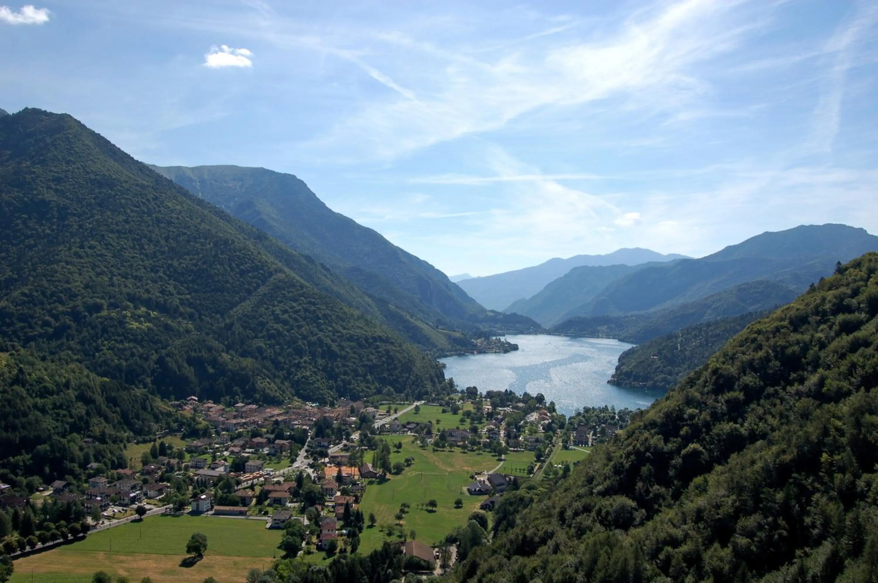 Natural landscape in Camping Al Lago Ledro