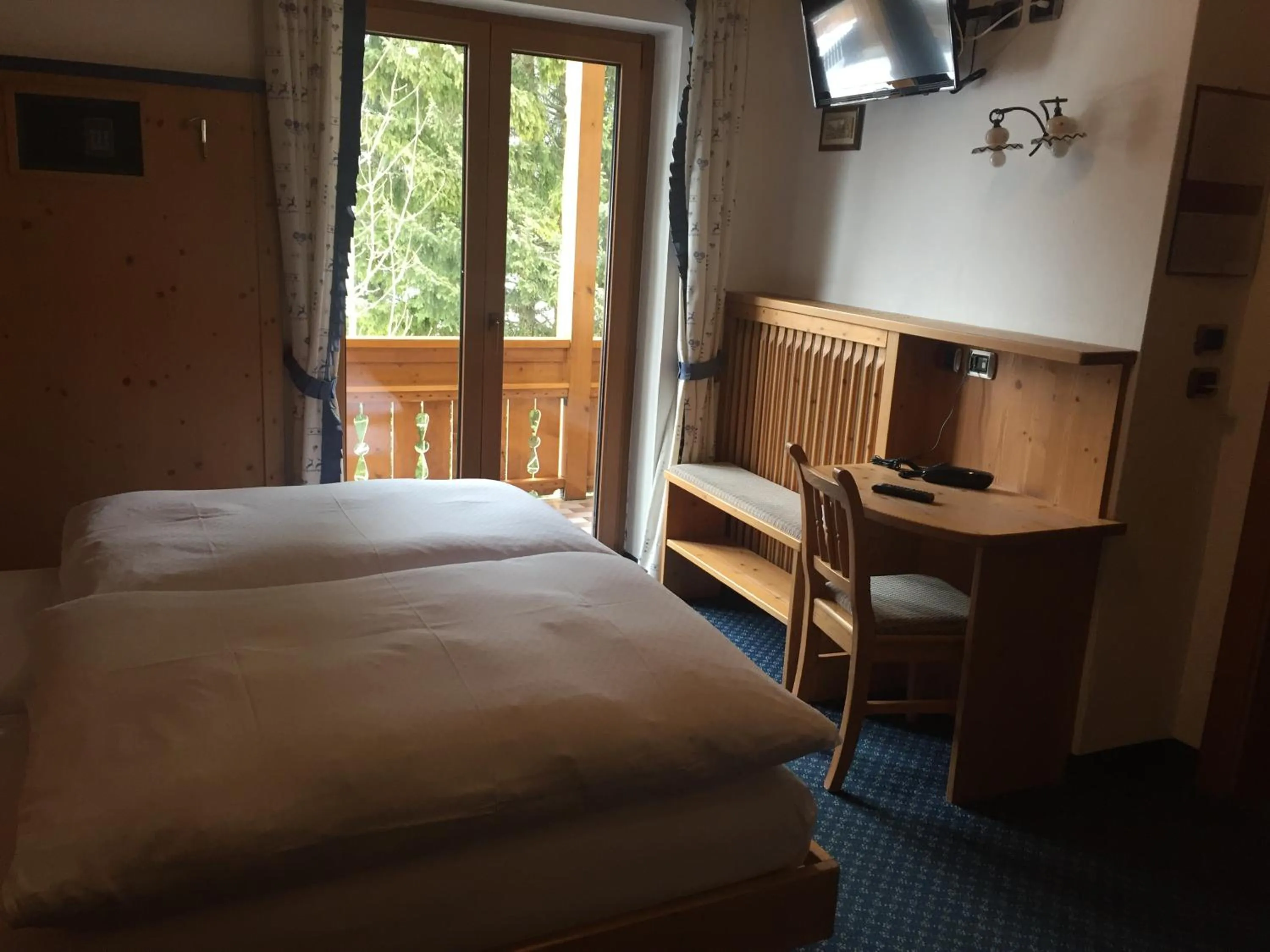 Bed in Hotel El Paster